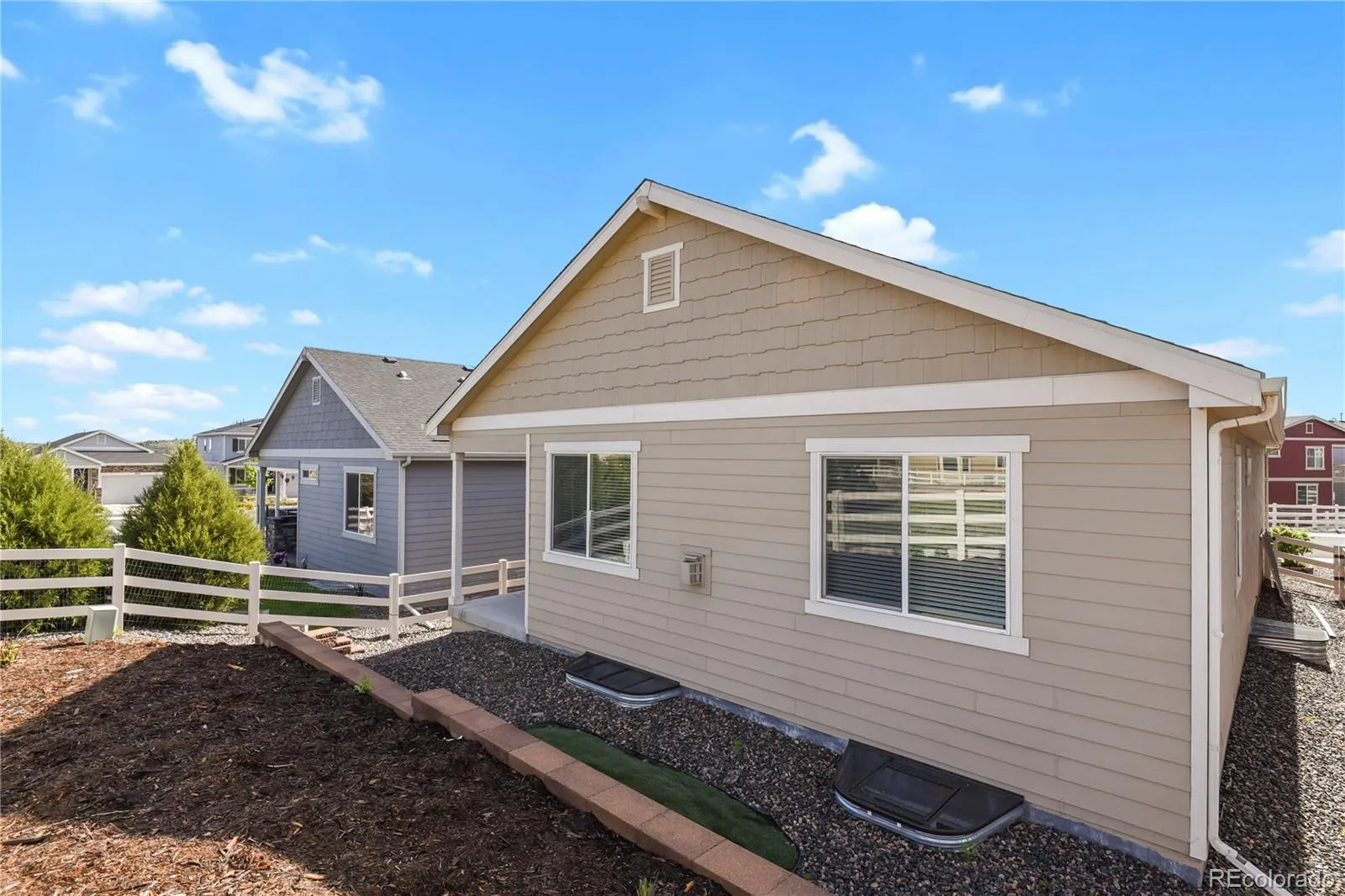 3921 John Court Castle Rock CO 80104 | MLS #REC3367351 05242026233520 1600 27