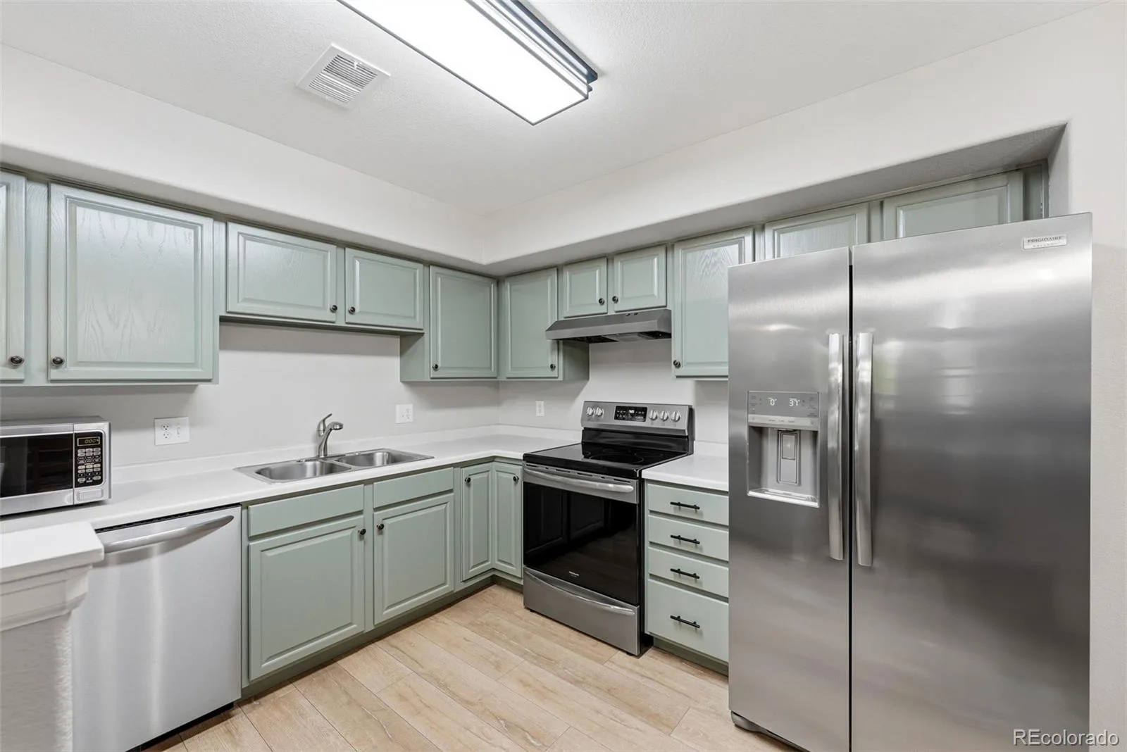 11035 Huron Street #806 Northglenn CO 80234 MLS #REC3367637 05292026130738 1600 13