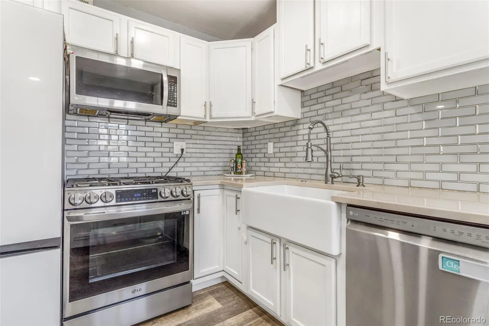 884 Vaughn Street Aurora CO 80011 MLS #REC3367783 03182026165933 1600 10