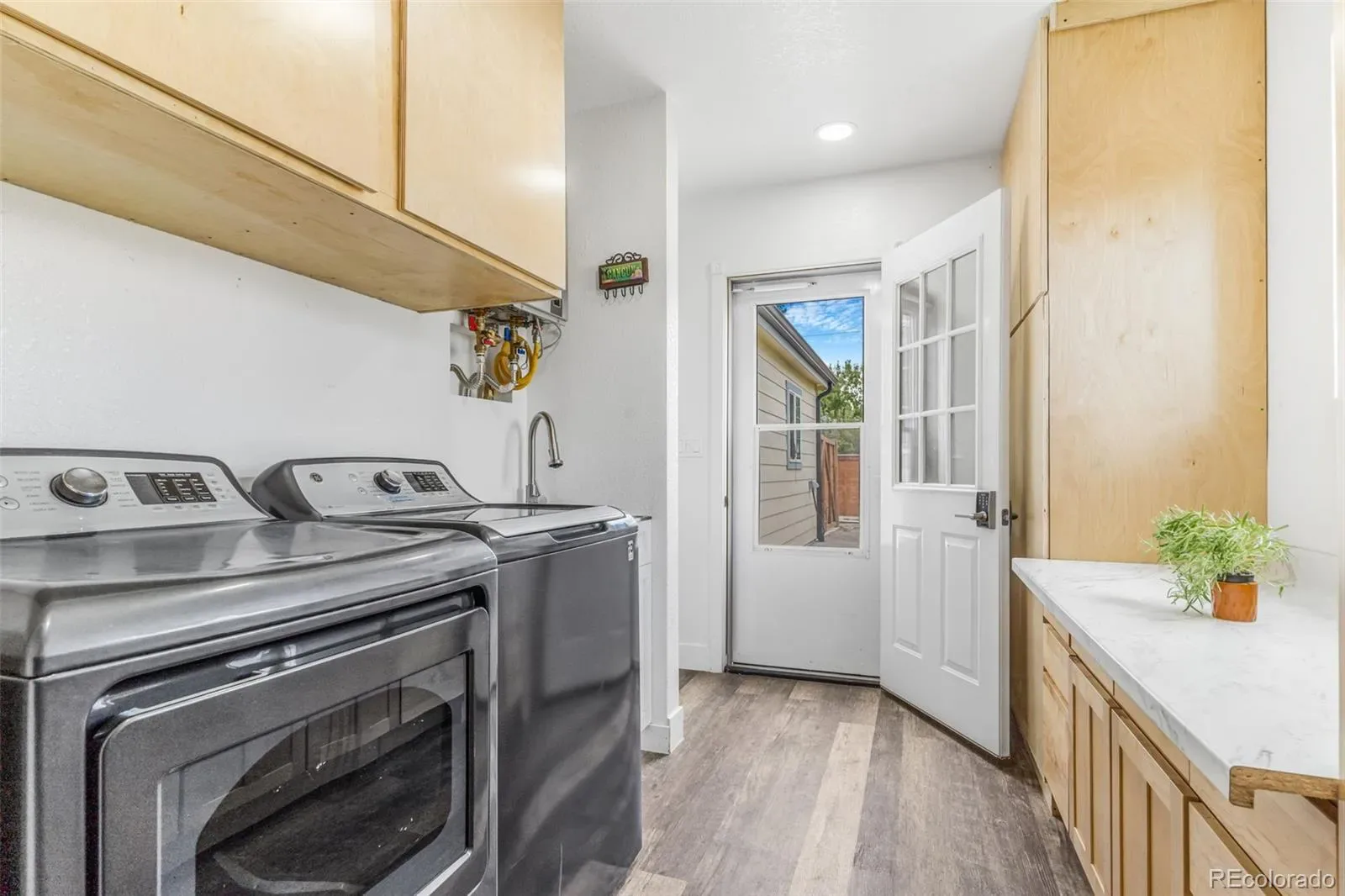 884 Vaughn Street Aurora CO 80011 MLS #REC3367783 03182026165933 1600 12