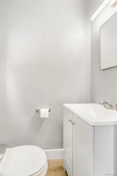 884 Vaughn Street Aurora CO 80011 MLS #REC3367783 03182026165933 800 23