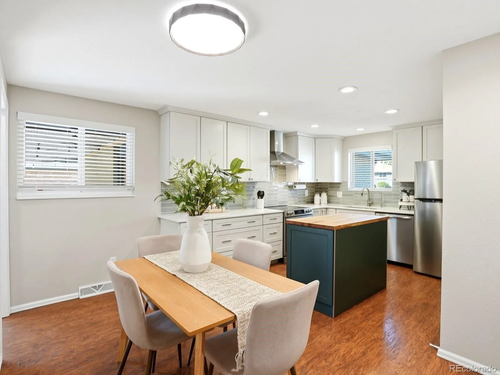 04162026192137 1600 10