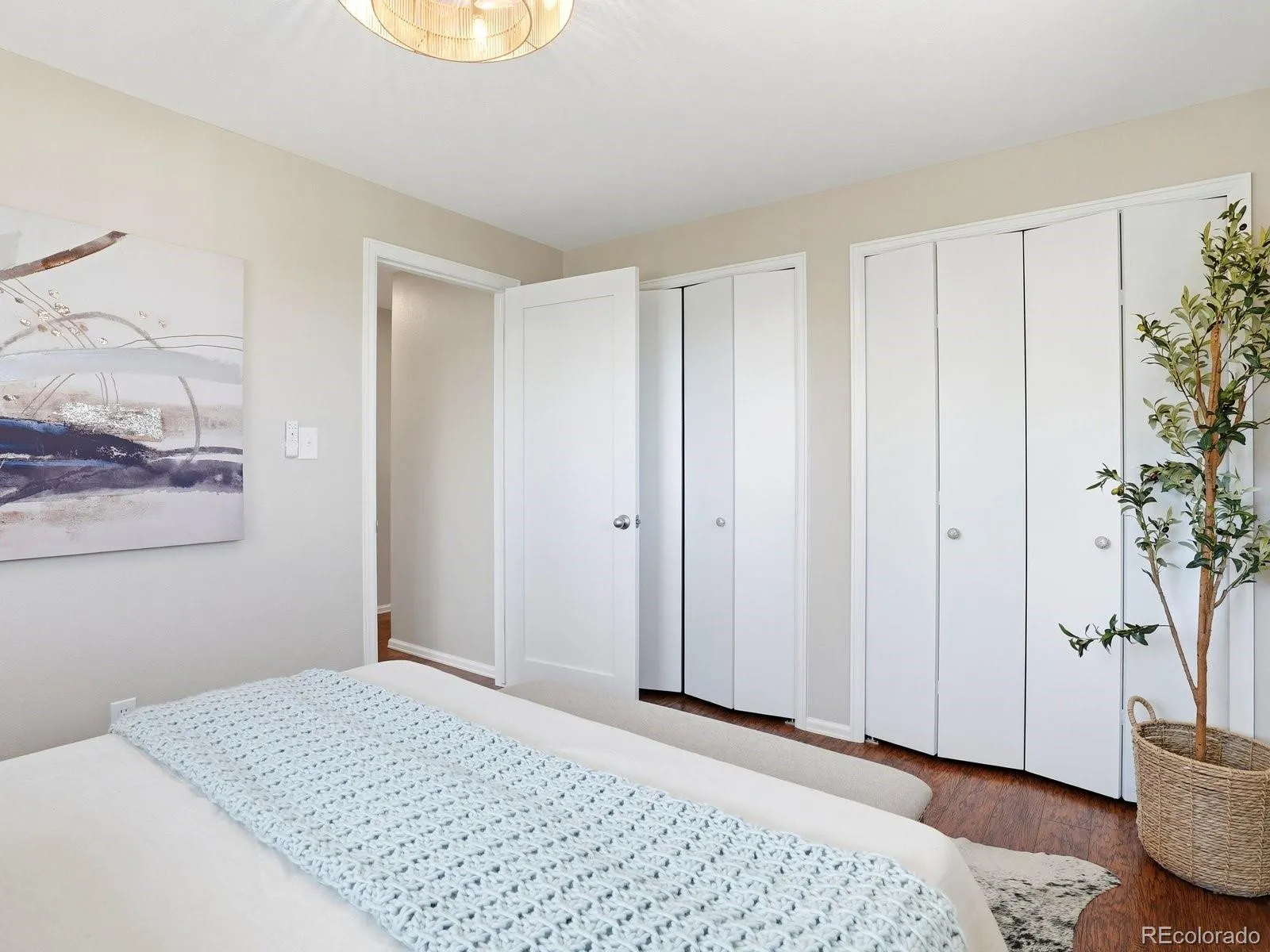 04162026192137 1600 19