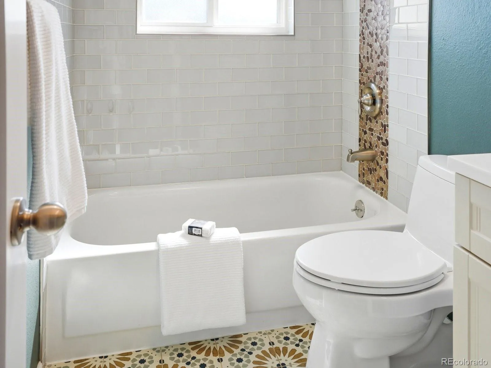 04162026192137 1600 22