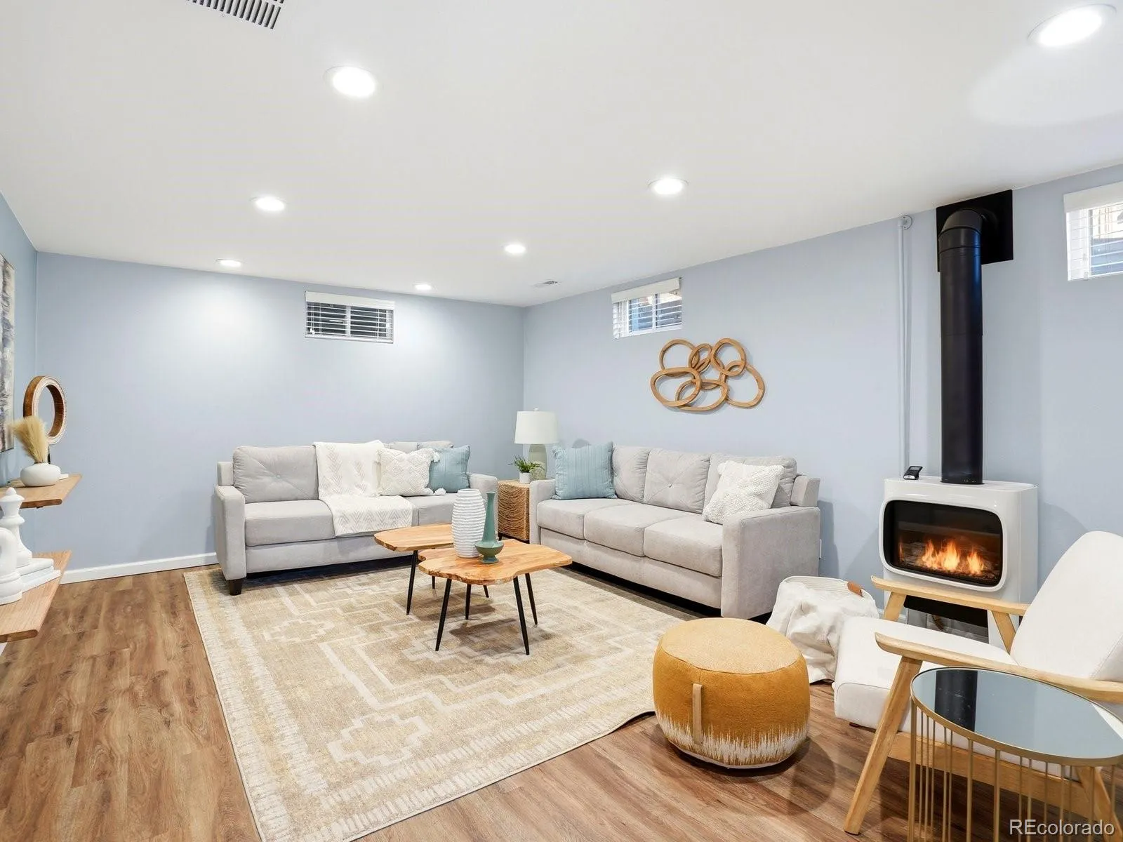 04162026192137 1600 25