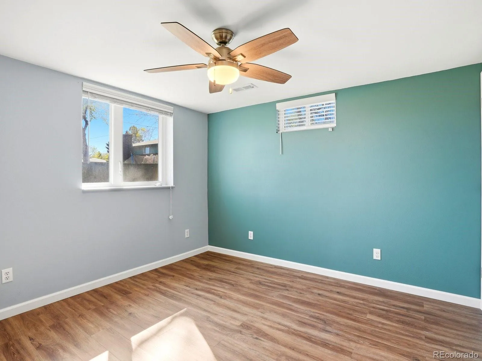 04162026192137 1600 32