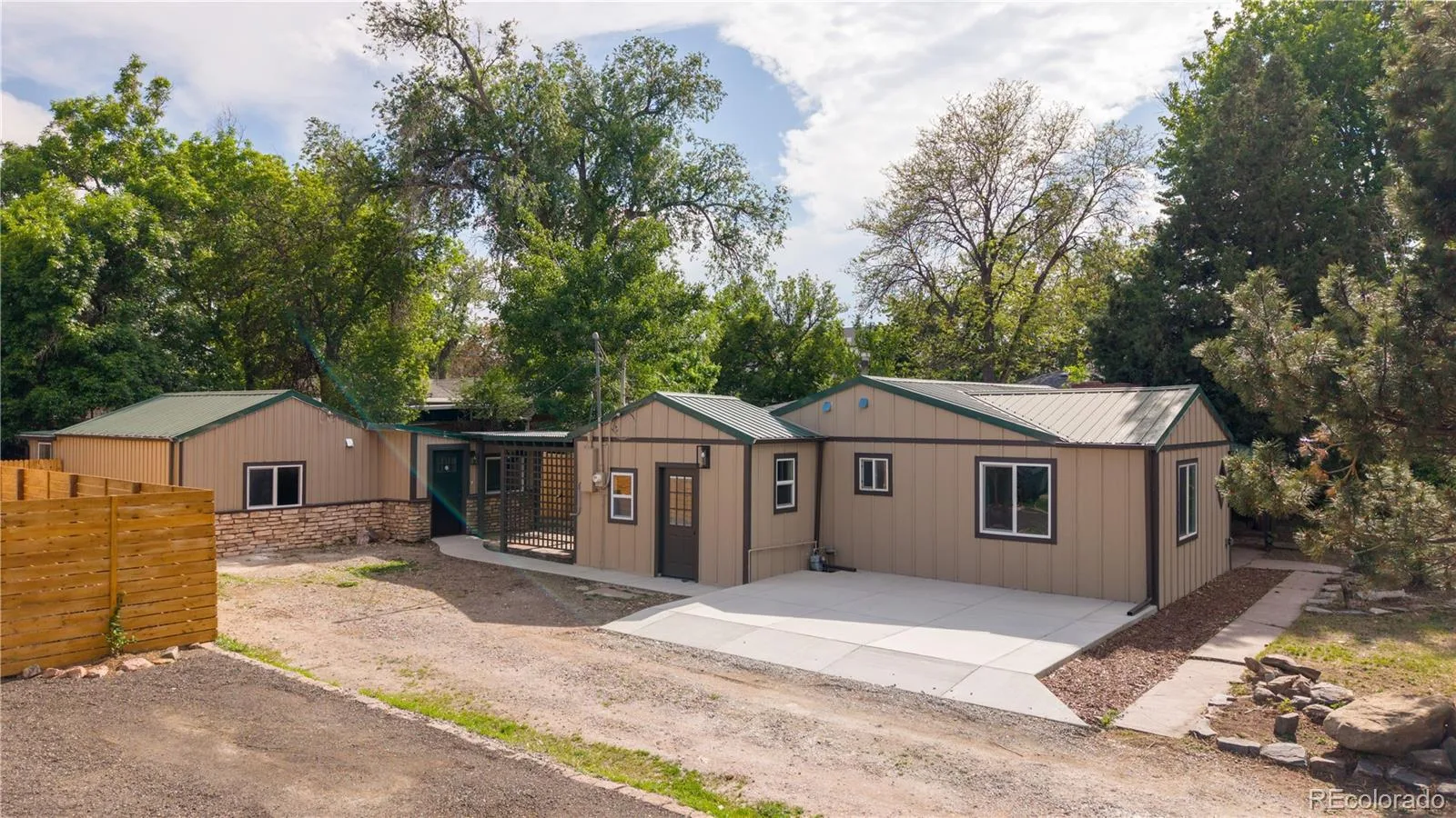 8060 W 12th Avenue Lakewood CO 80214 MLS #REC3370786 06122026205320 1600 0