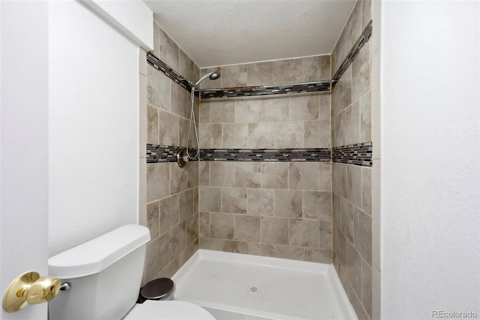 607 Branding Iron Lane Castle Rock CO 80104 | MLS #REC3371827 07162026184747 1600 30
