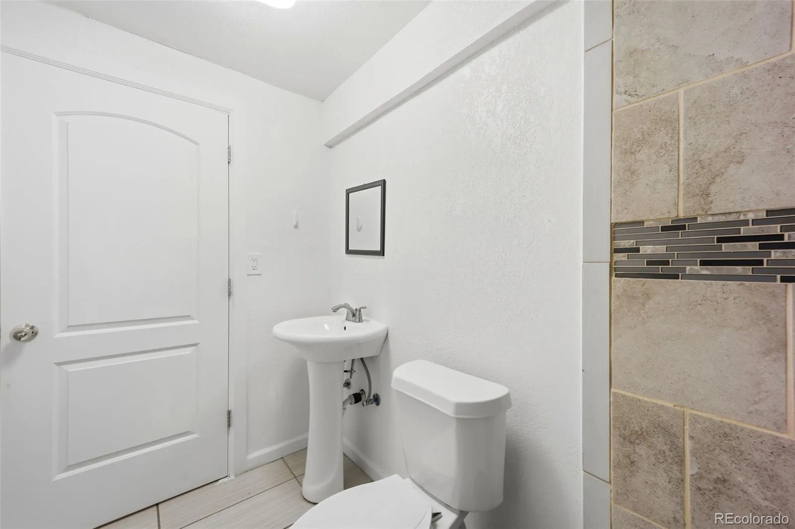 607 Branding Iron Lane Castle Rock CO 80104 | MLS #REC3371827 07162026184747 1600 31