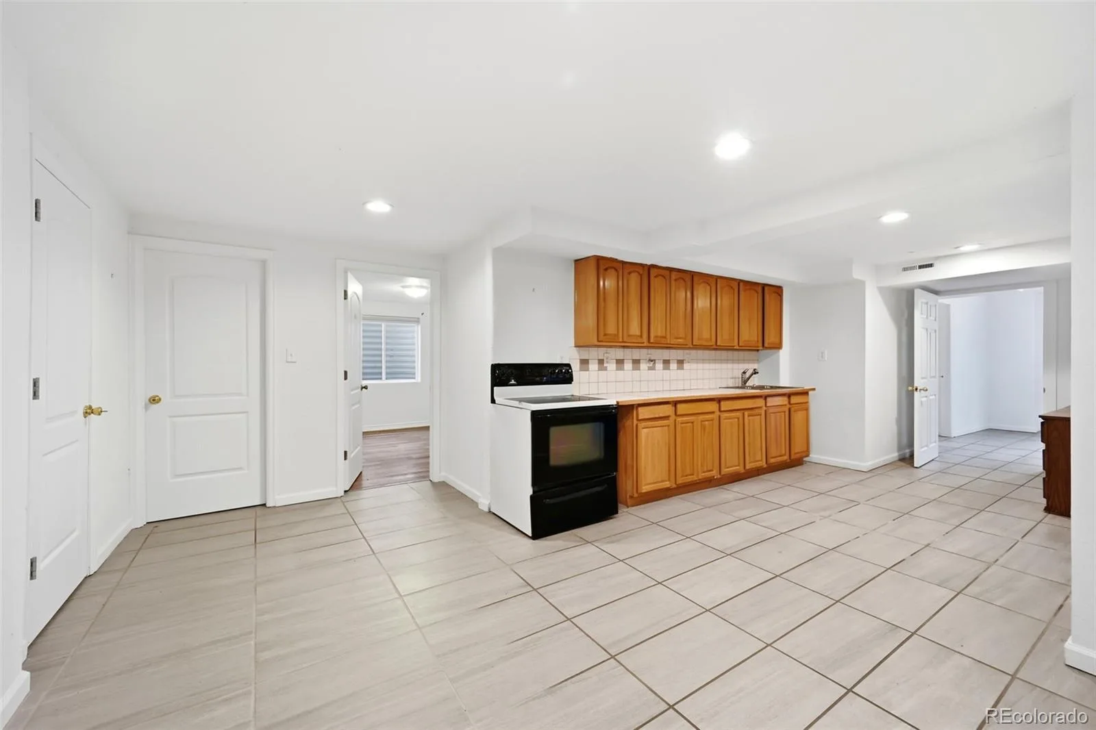 607 Branding Iron Lane Castle Rock CO 80104 | MLS #REC3371827 07162026184747 1600 32