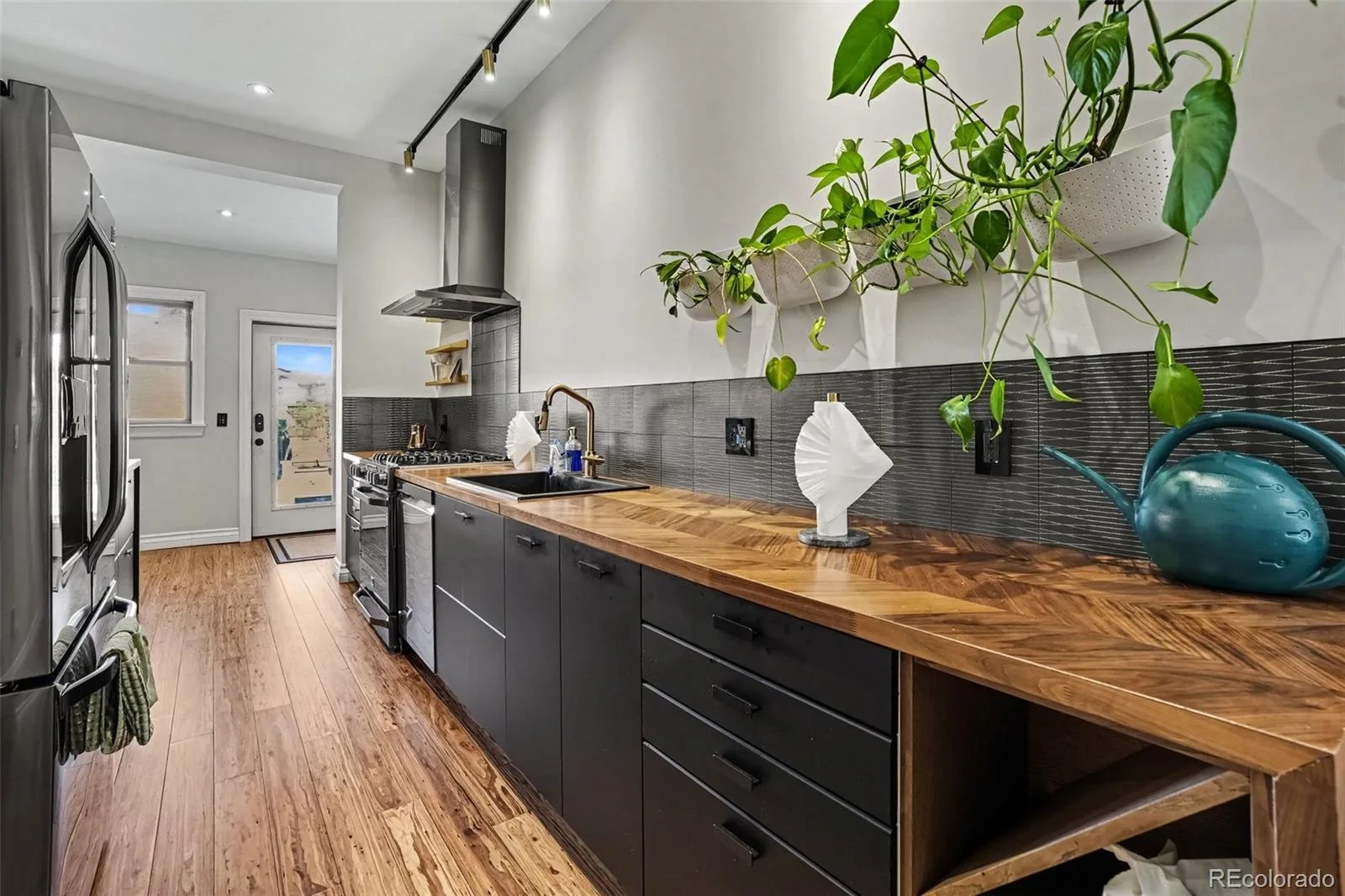 3127 California Street Denver CO 80205 | MLS #REC3371953 10152026192425 1600 4
