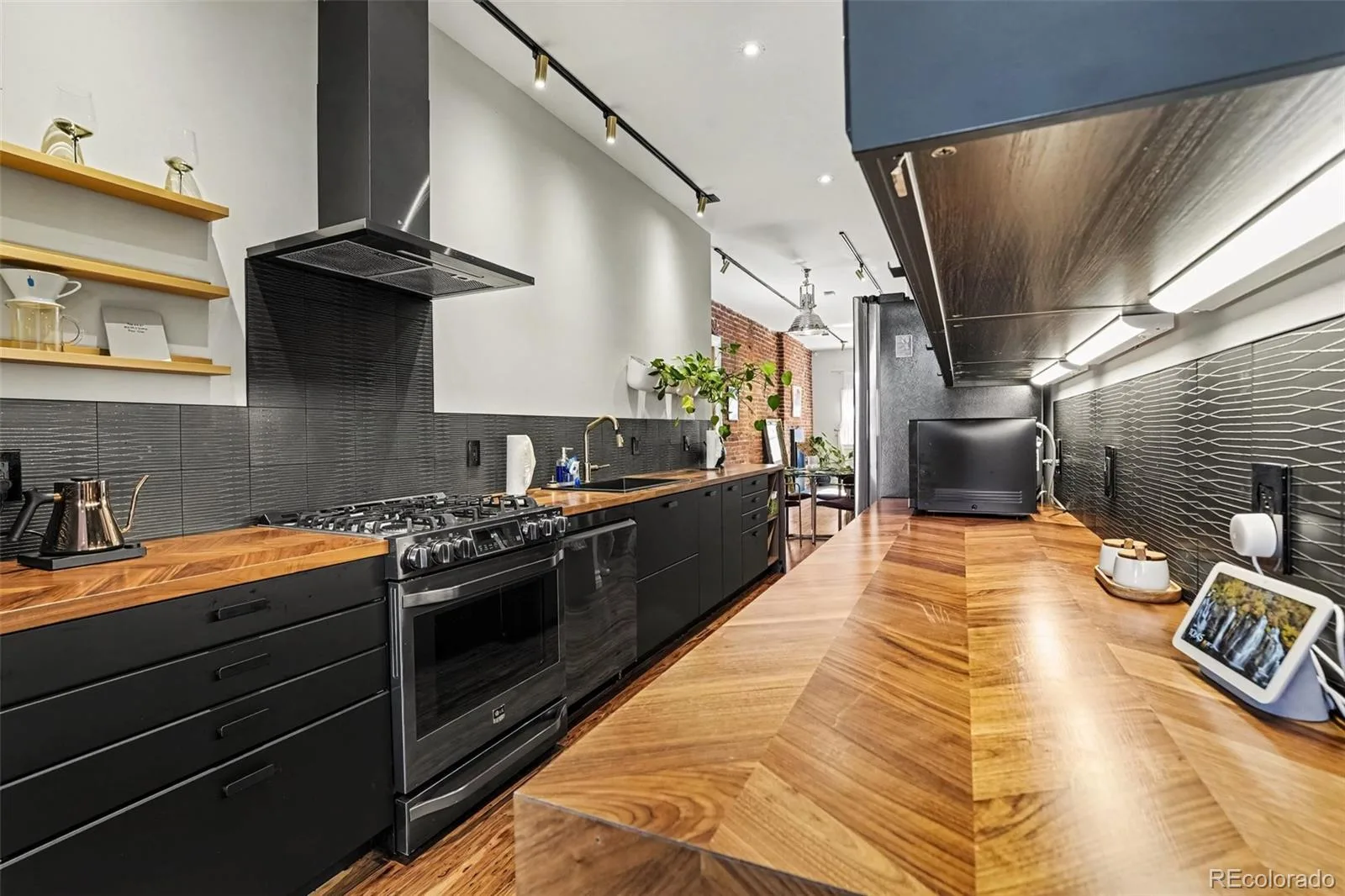 3127 California Street Denver CO 80205 | MLS #REC3371953 10152026192425 1600 6