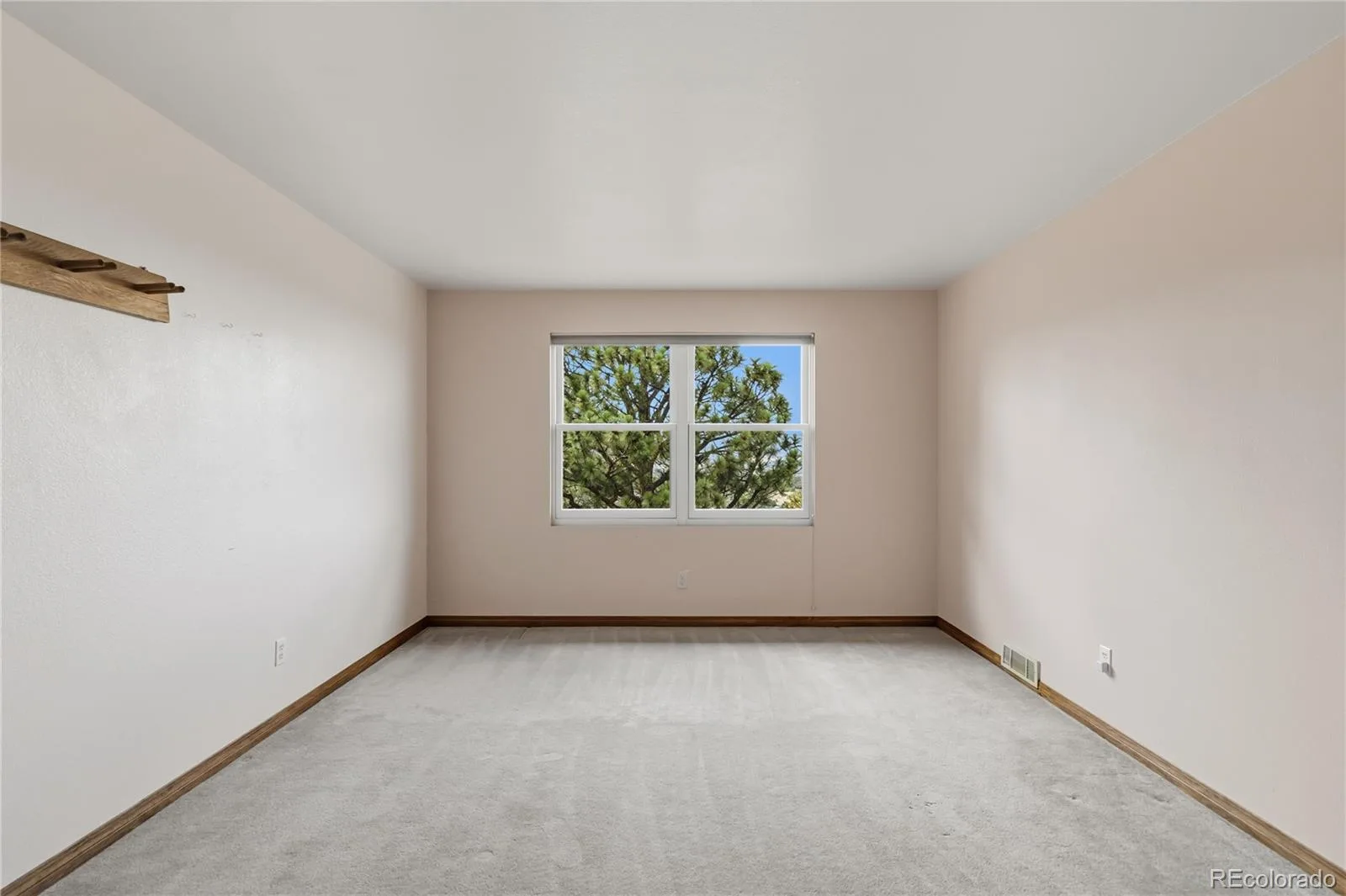 2861 Butte Circle Sedalia CO 80135 | MLS #REC3372041 07292026153819 1600 19
