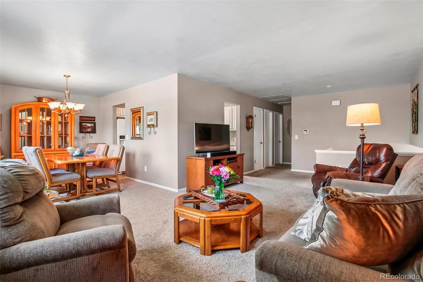 454 W Acoma Drive Littleton CO 80120 MLS #REC3375414 06102026211853 1600 3