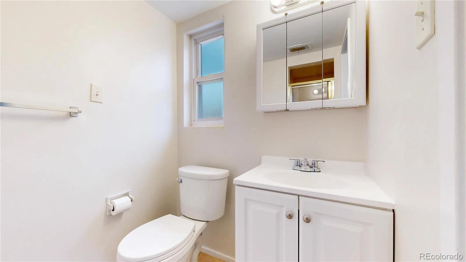 820 Tucson Street Aurora CO 80011 | MLS #REC3377818 07312026172505 1600 18