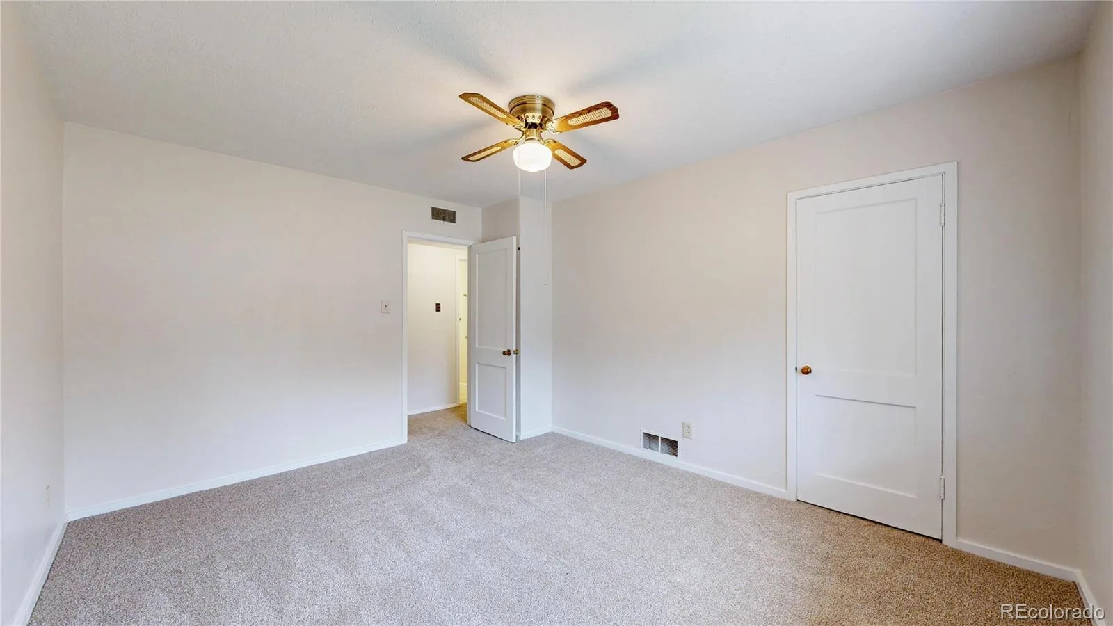 820 Tucson Street Aurora CO 80011 | MLS #REC3377818 07312026172505 1600 21