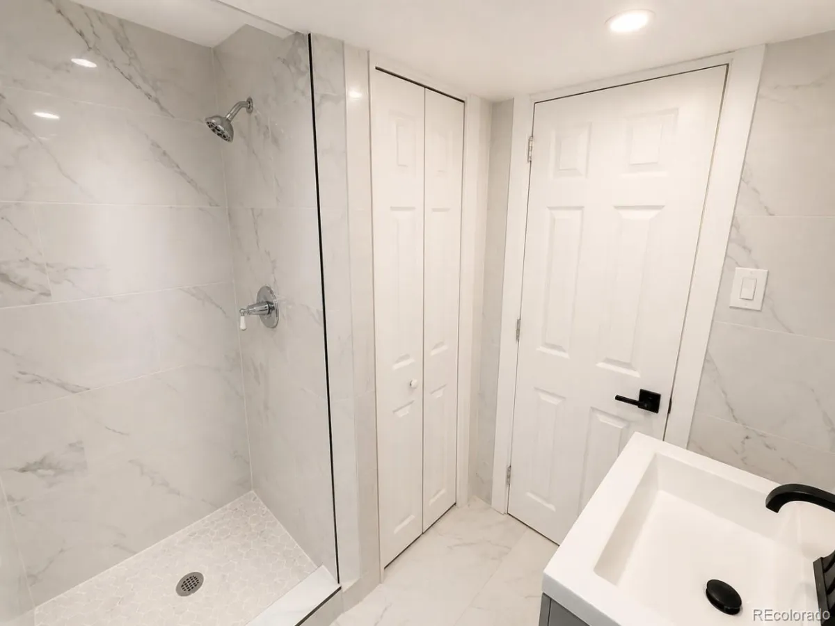 1315 S Knox Court Denver CO 80219 MLS #REC3378591 05022026161900 1200 25