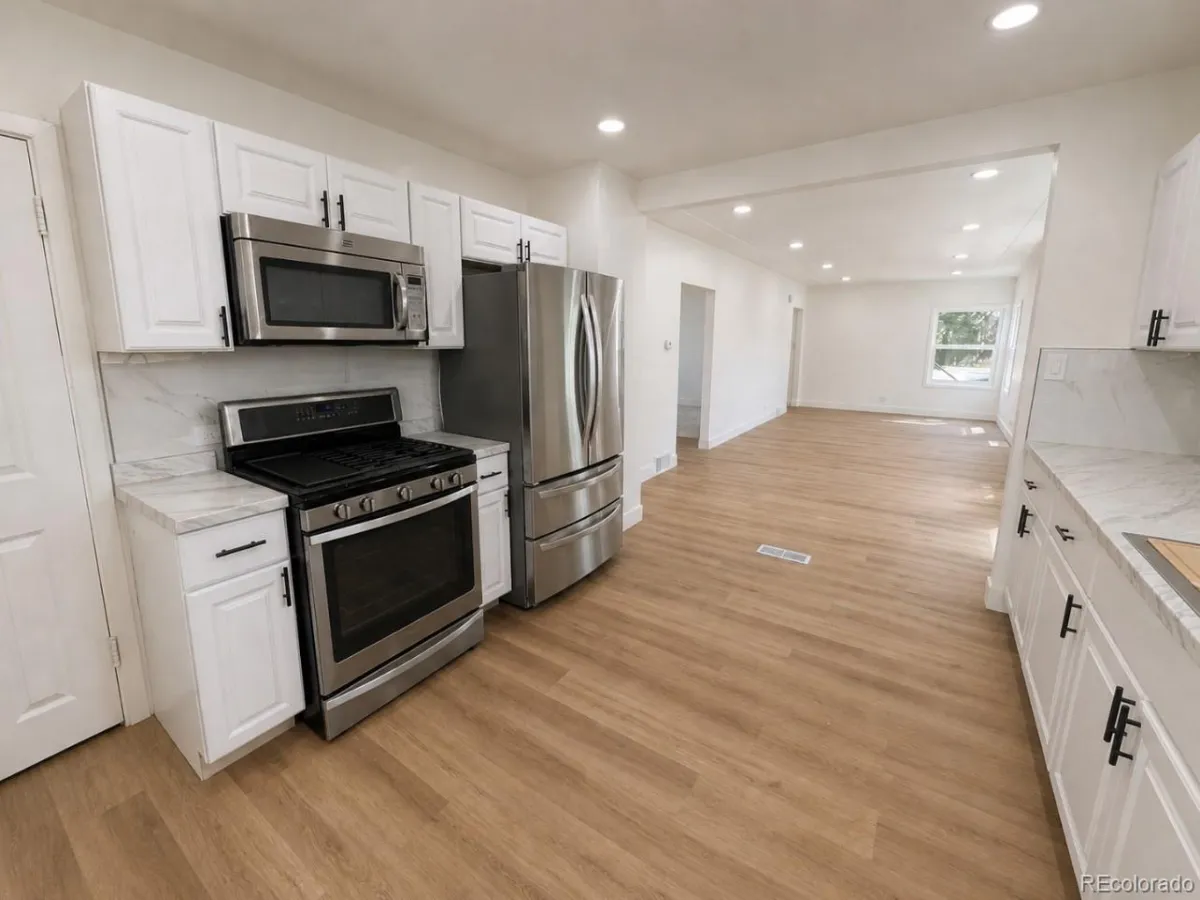 1315 S Knox Court Denver CO 80219 MLS #REC3378591 05022026161900 1200 6
