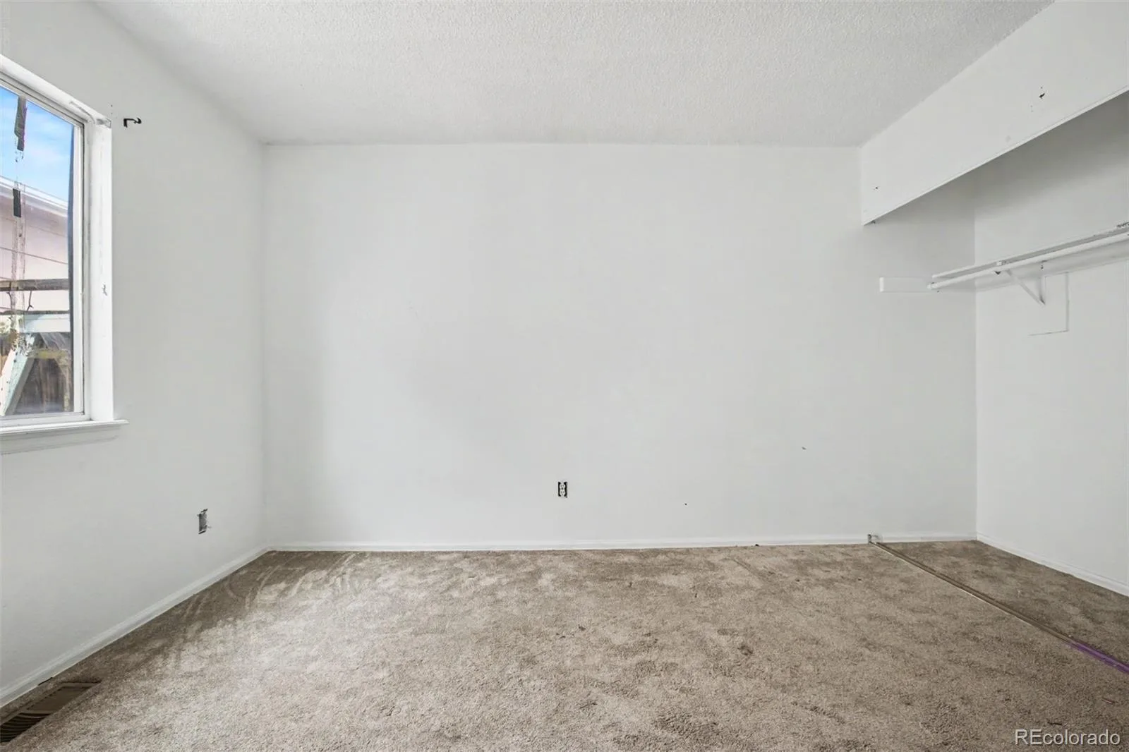 15418 E Oxford Avenue Aurora CO 80013 | MLS #REC3378951 08072026025746 1600 10