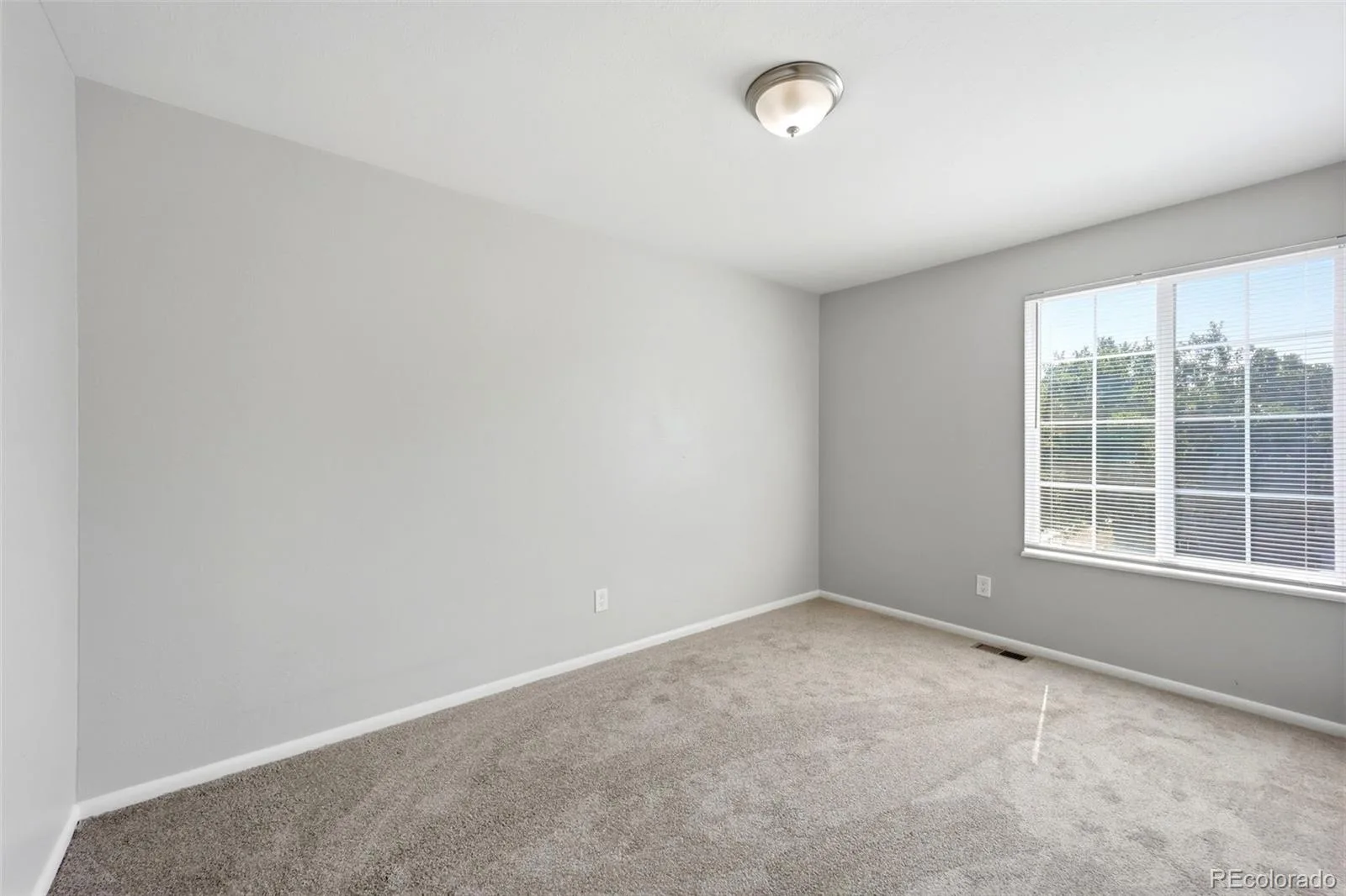 4221 S Quintero Way Aurora CO 80013 | MLS #REC3381514 08202026154642 1600 18