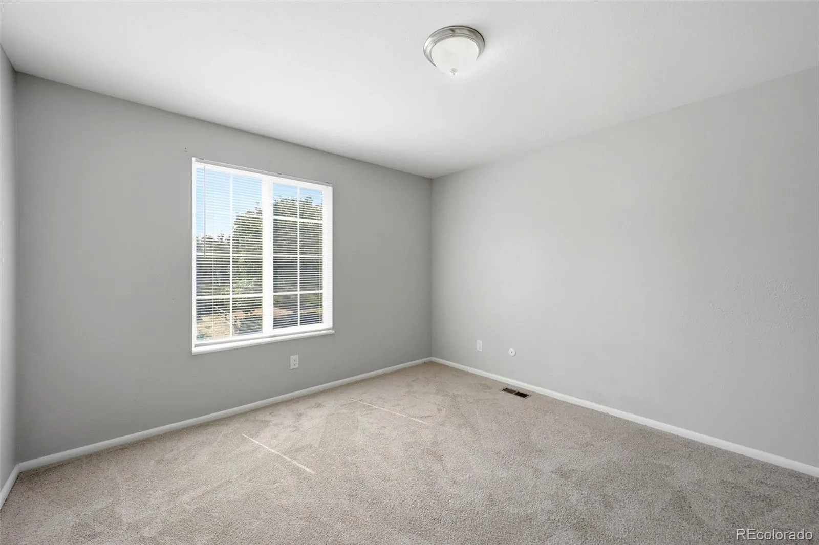 4221 S Quintero Way Aurora CO 80013 | MLS #REC3381514 08202026154642 1600 21