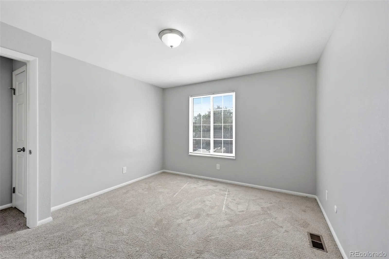 4221 S Quintero Way Aurora CO 80013 | MLS #REC3381514 08202026154642 1600 23