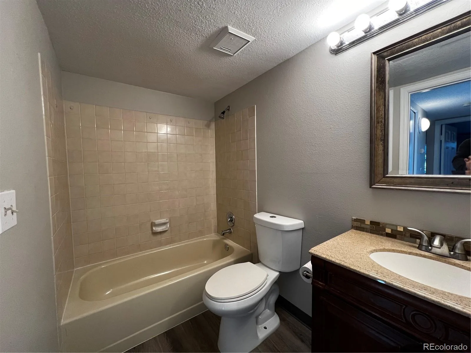 2575 S Syracuse Way #M108 Denver CO 80231 | MLS #REC3381930 08062026205017 1600 11