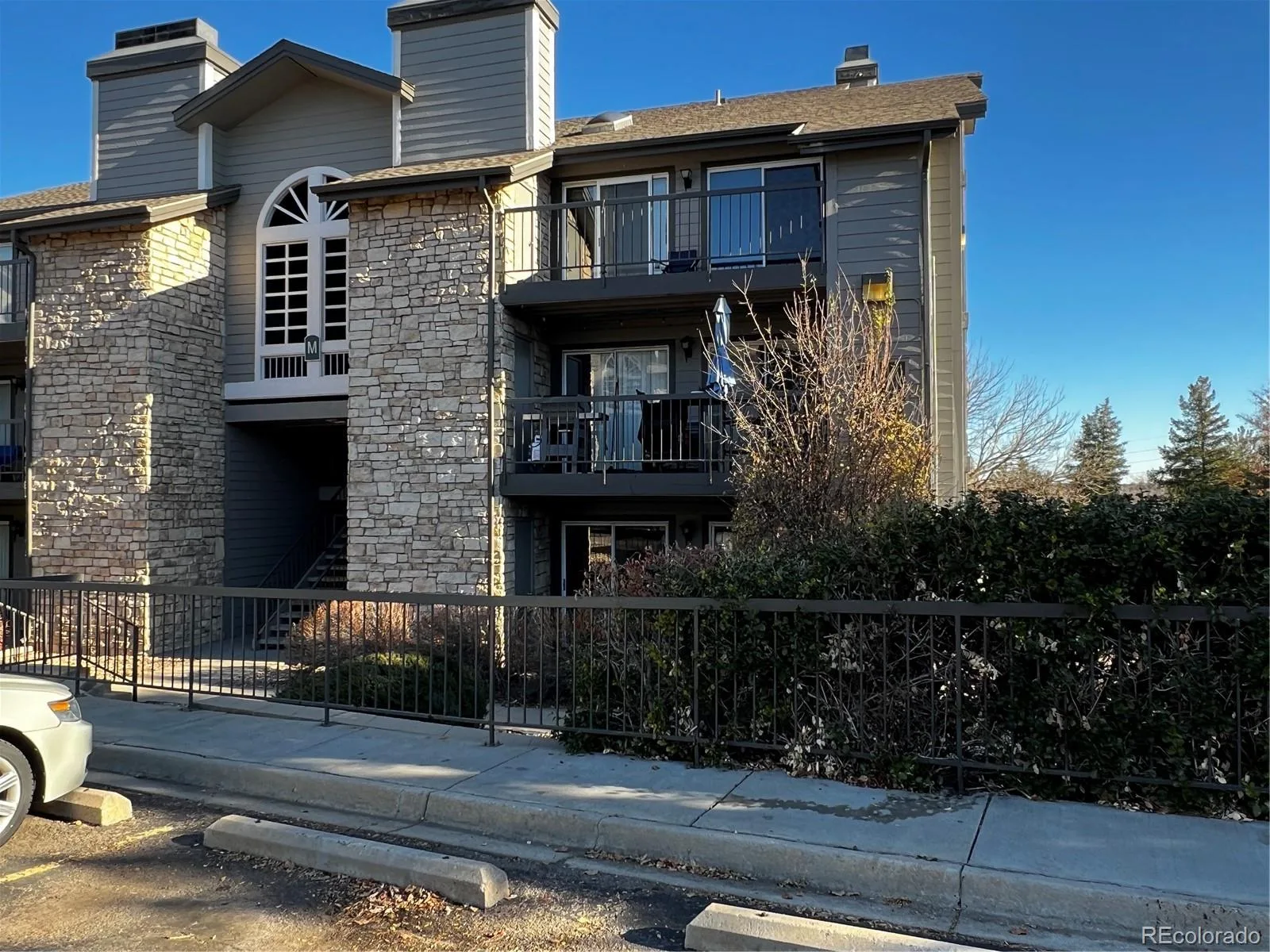 2575 S Syracuse Way #M108 Denver CO 80231 | MLS #REC3381930 08062026205017 1600 23