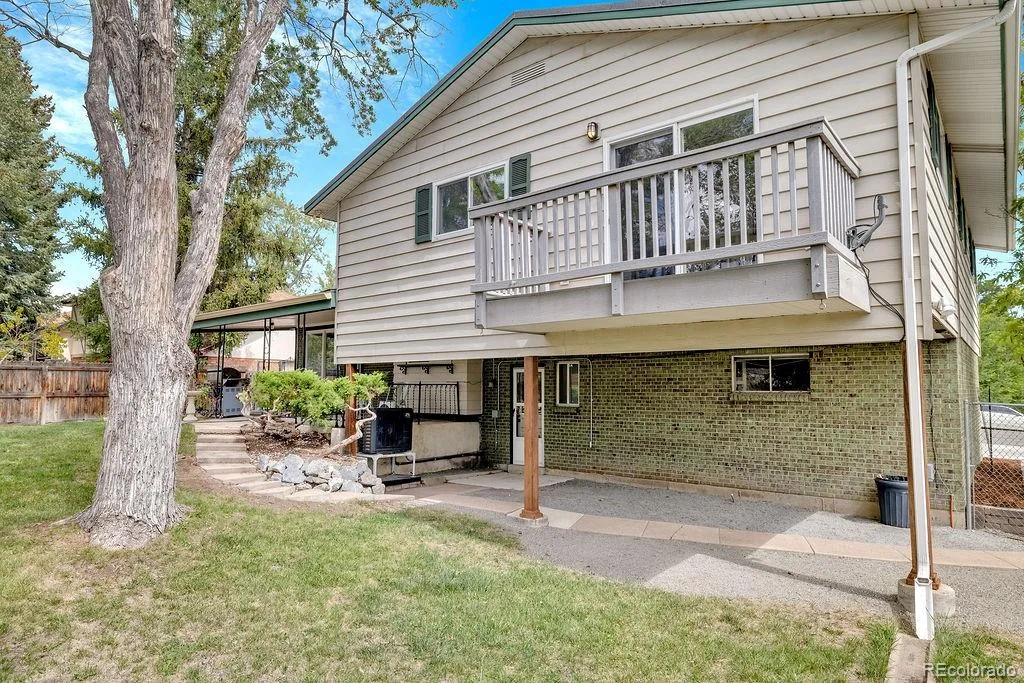 1569 S Lee Street Lakewood CO 80232 | MLS #REC3383080 09232026072319 1024 48