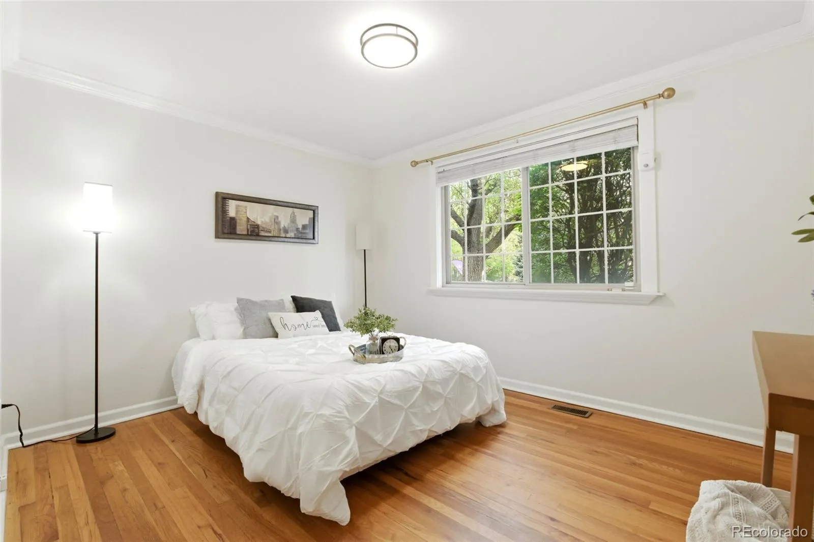 04152026211249 1600 12