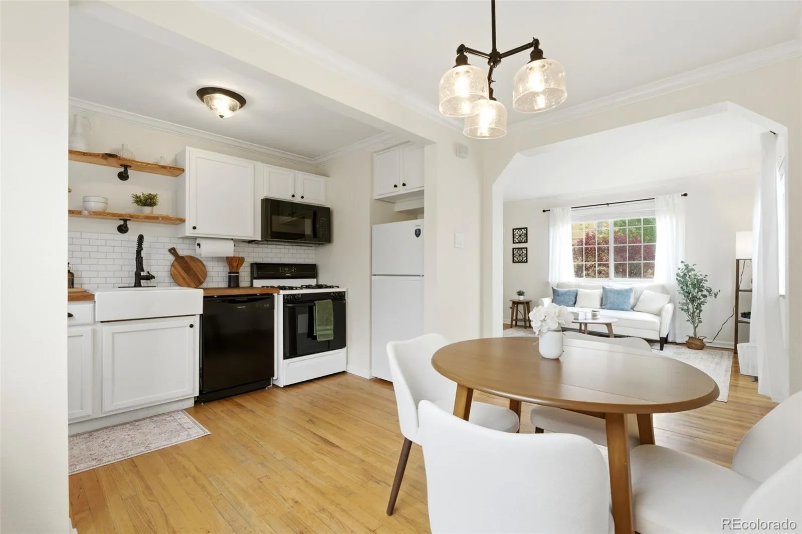 04152026211249 1600 6