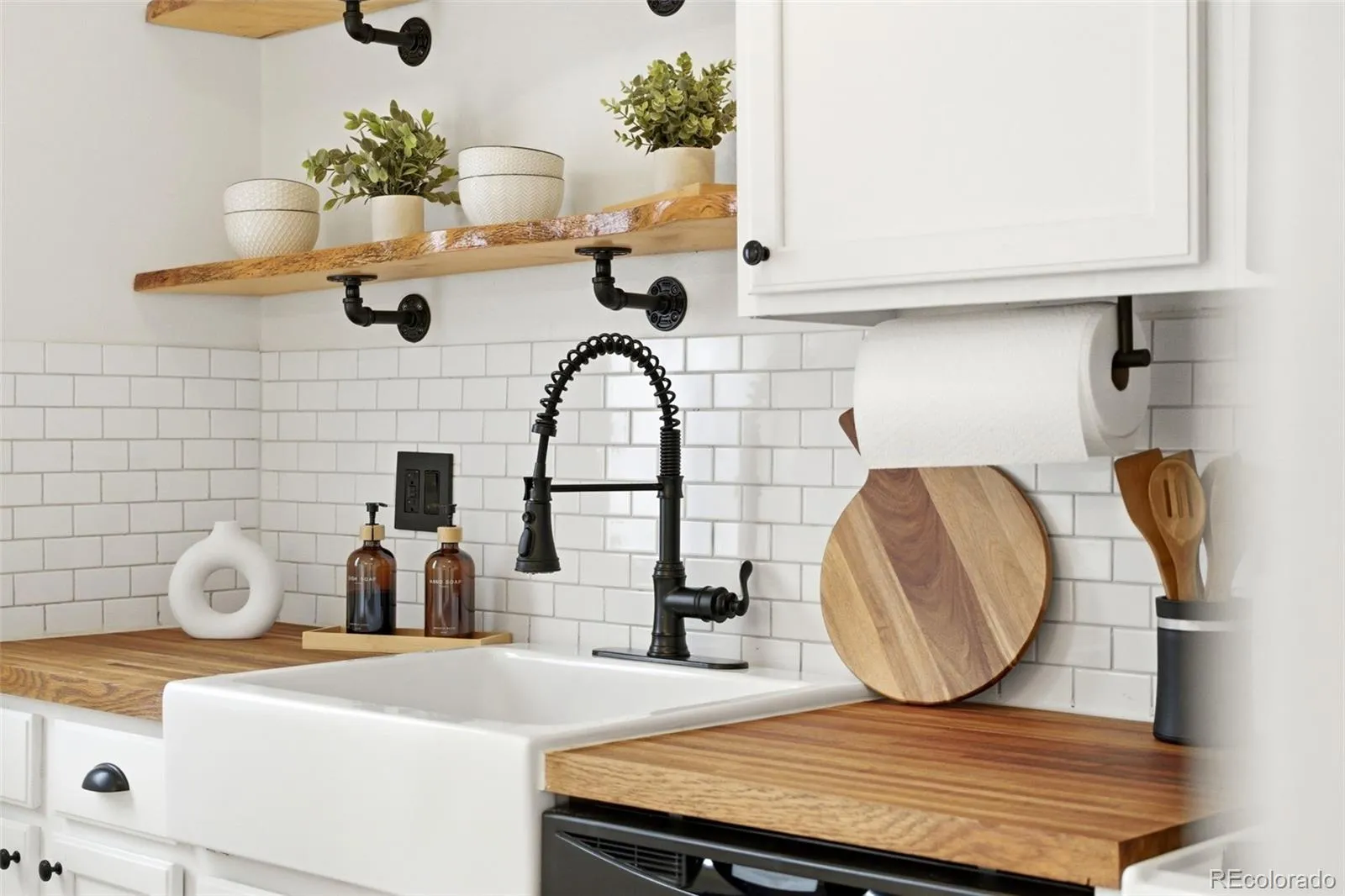 04152026211249 1600 9