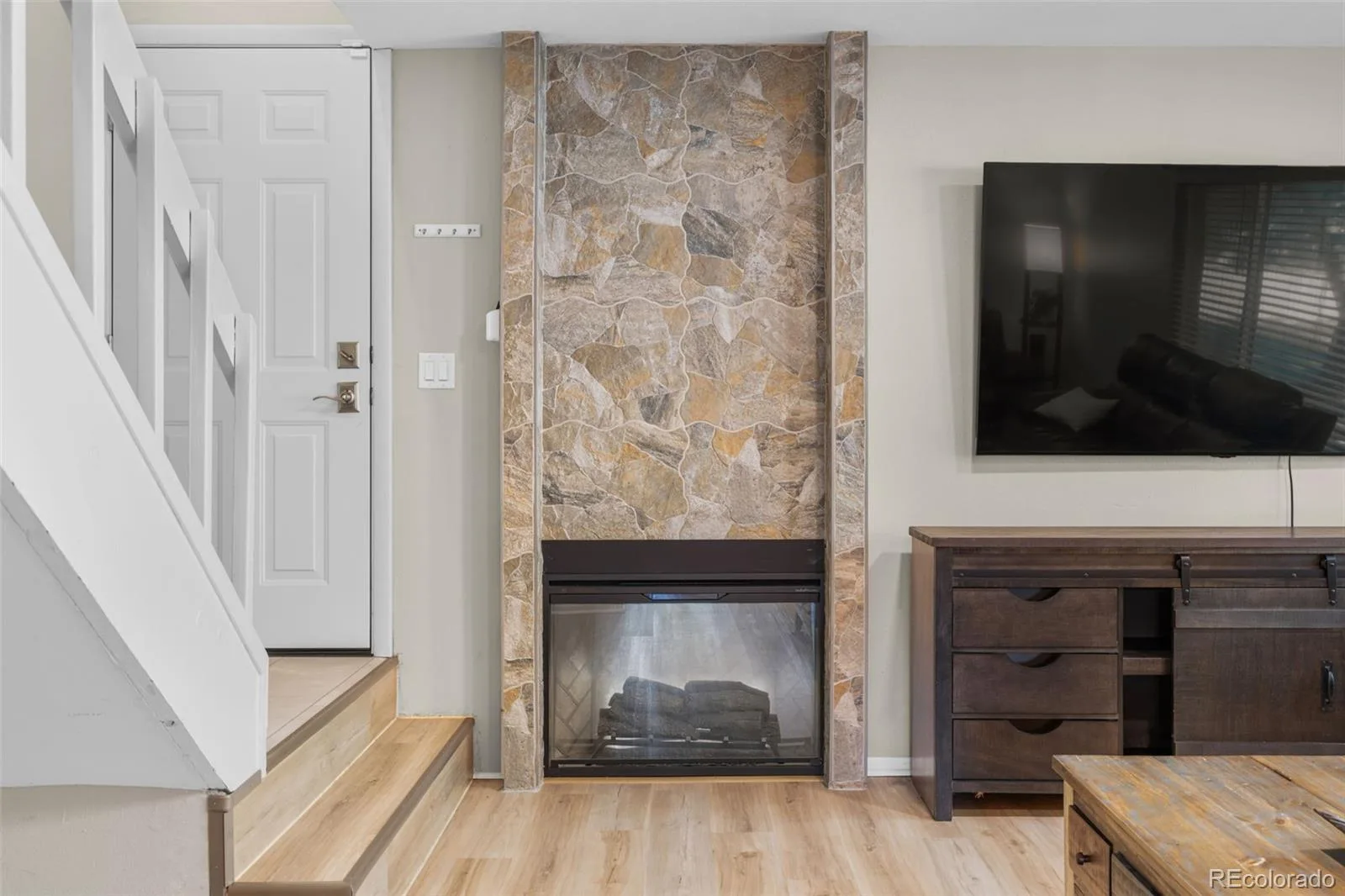 1206 S Dillon Way Aurora CO 80012 MLS #REC3389529 07082026021507 1600 8