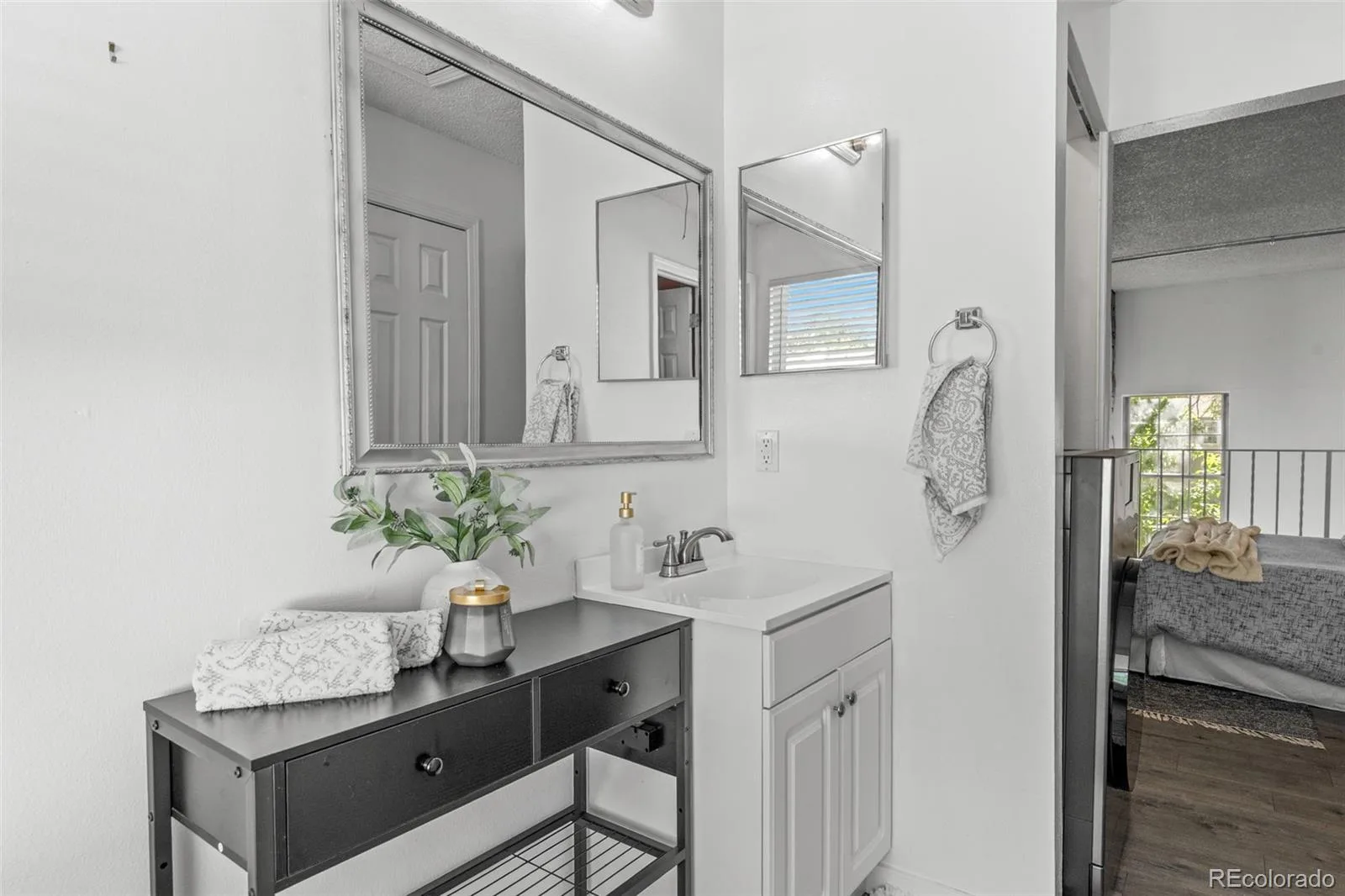 9035 W Floyd Avenue Lakewood CO 80227 | MLS #REC3395414 08182026182029 1600 22