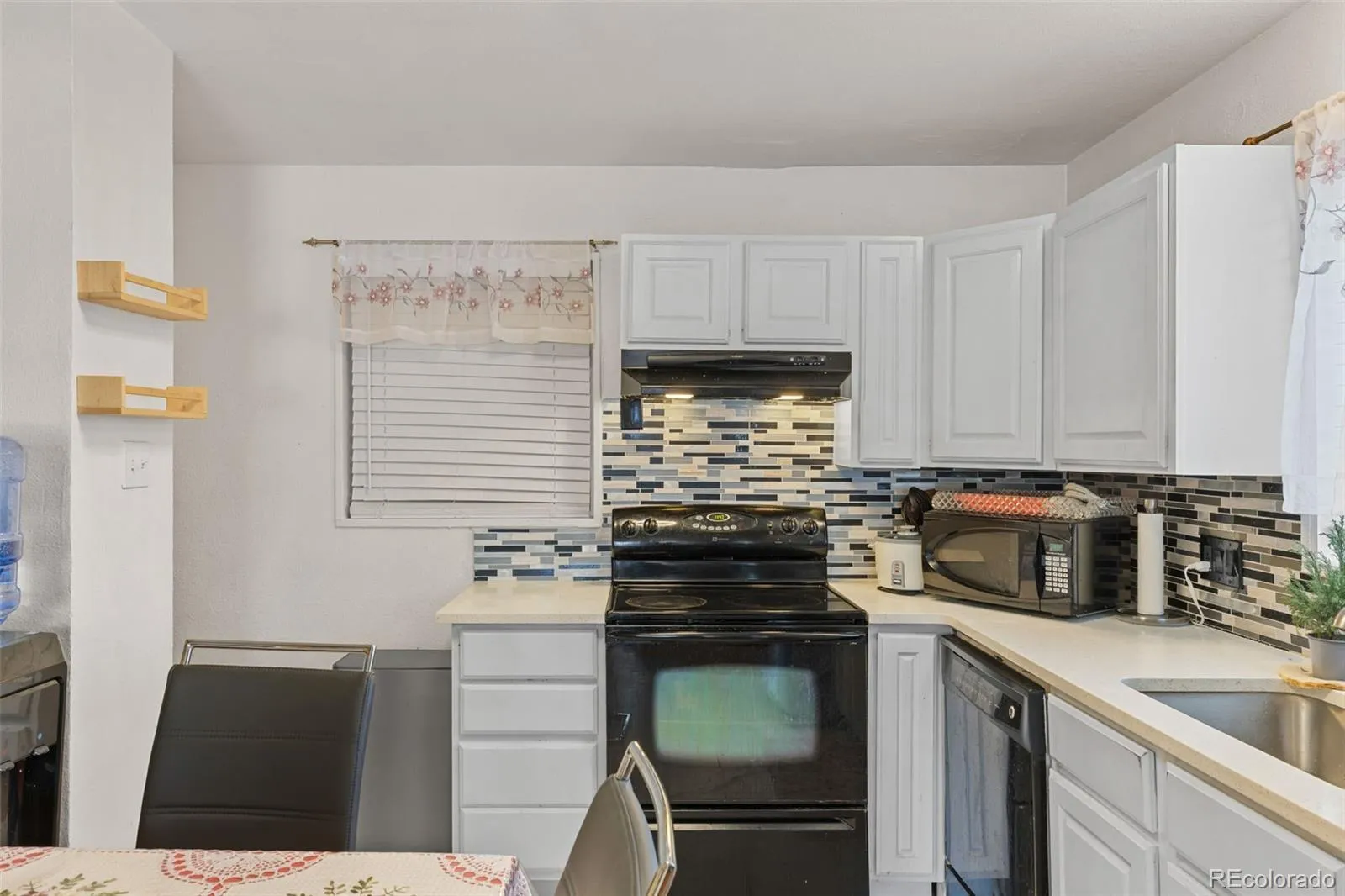 7230 Quivas Street Denver CO 80221 | MLS #REC3396644 04172026205655 1600 10