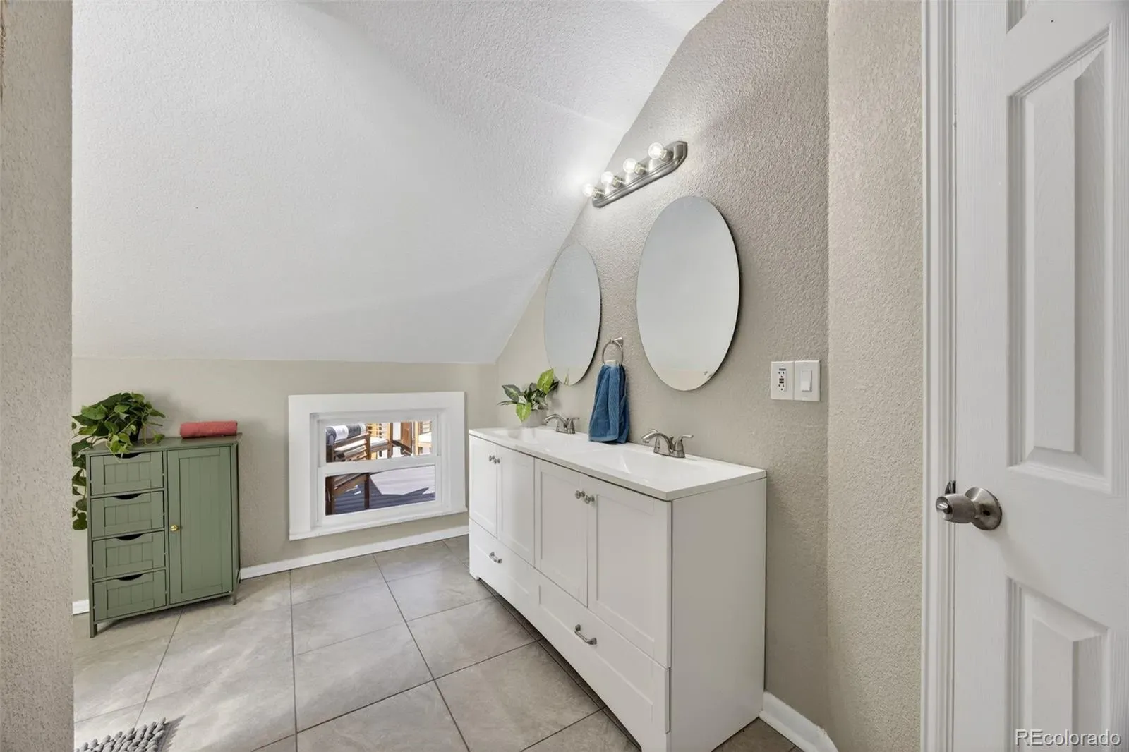 03192026003336 1600 26