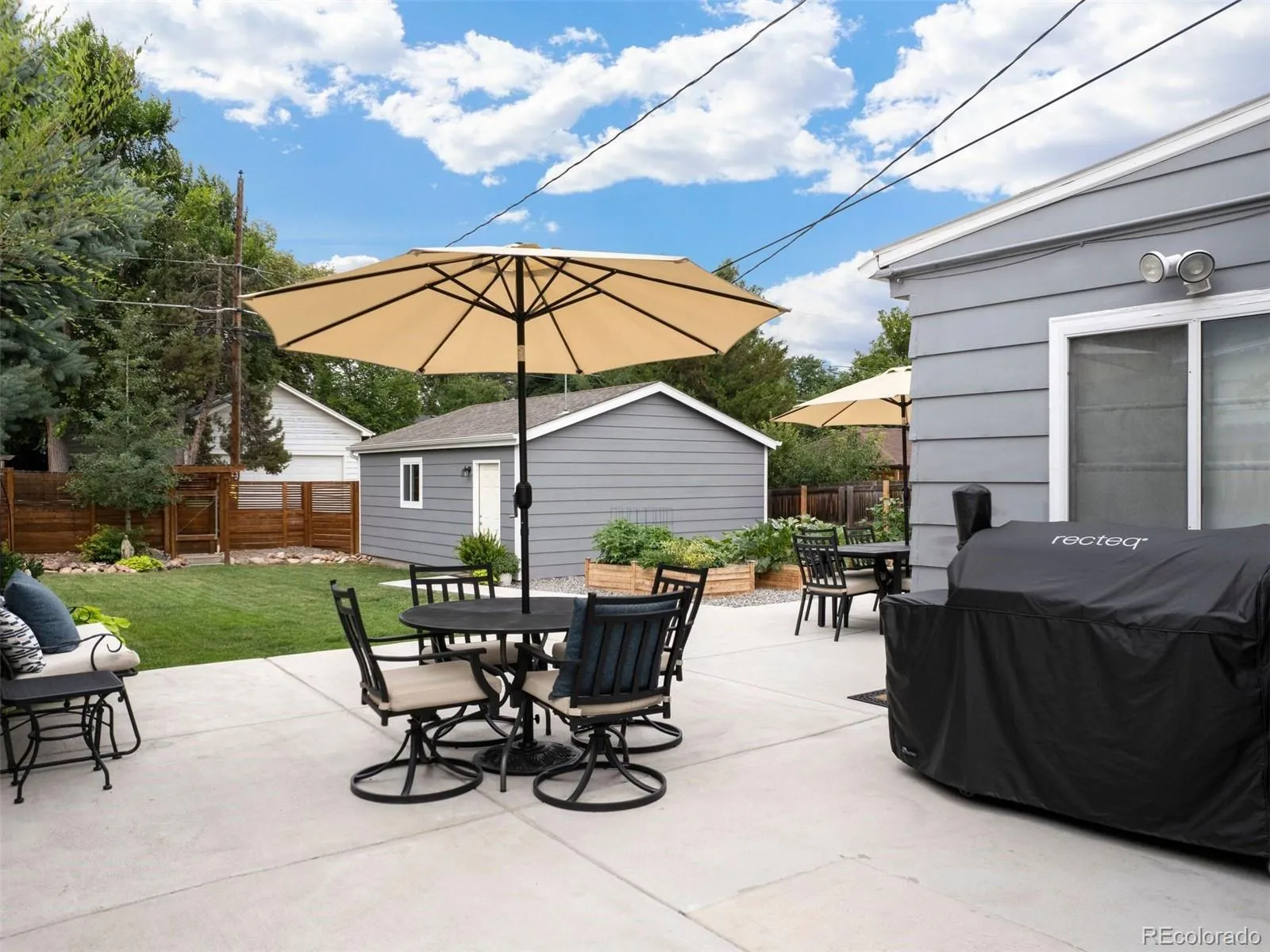 04032026220258 1600 33