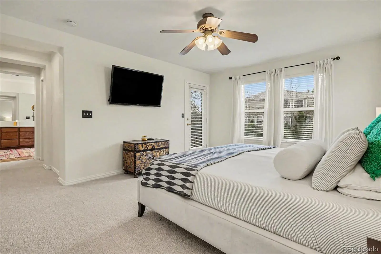 9229 Aspen Creek Way Highlands Ranch CO 80129 MLS #REC3399327 02272026232954 1600 19