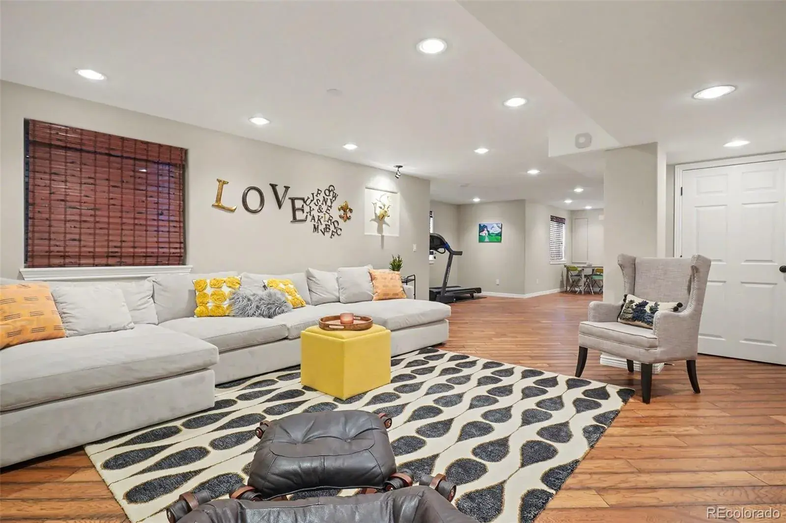 9229 Aspen Creek Way Highlands Ranch CO 80129 MLS #REC3399327 02272026232954 1600 34