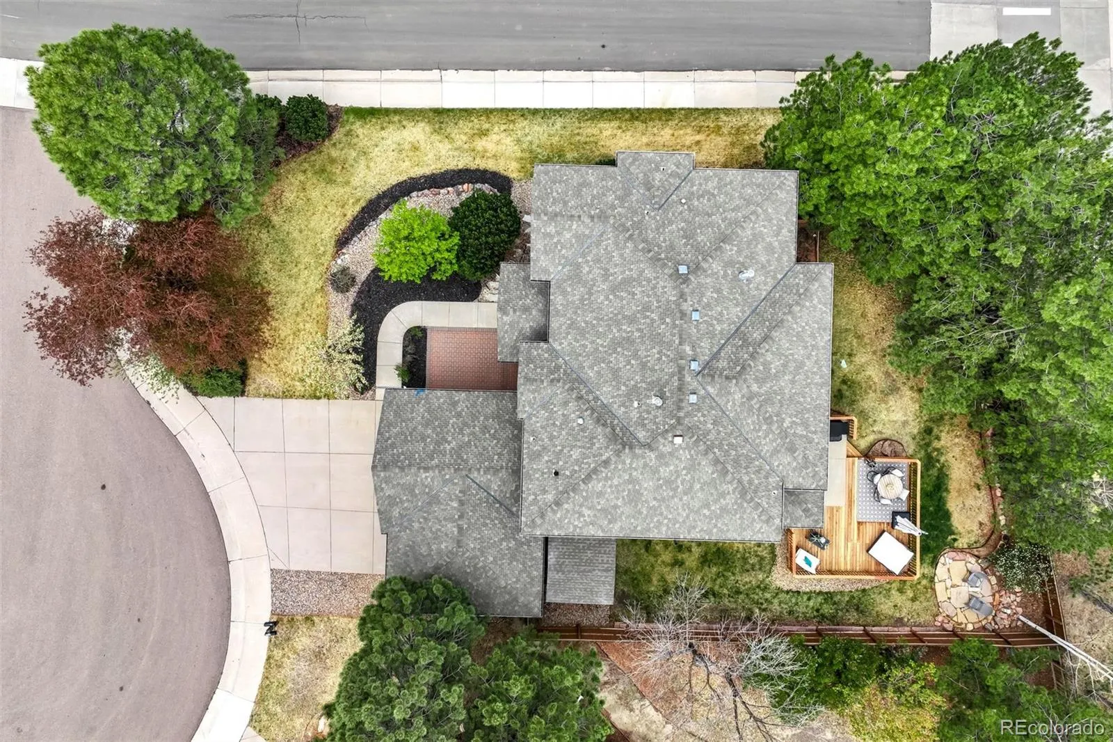 327 Ingleton Court Castle Pines CO 80108 MLS #REC3399379 04302026195350 1600 48