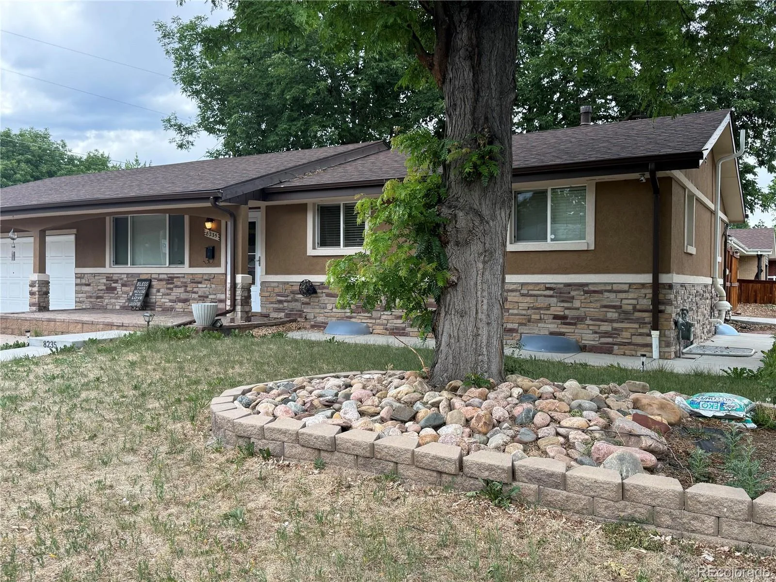 8235 W Florida Avenue Lakewood CO 80232 MLS #REC3400797 06212026034807 1600 1