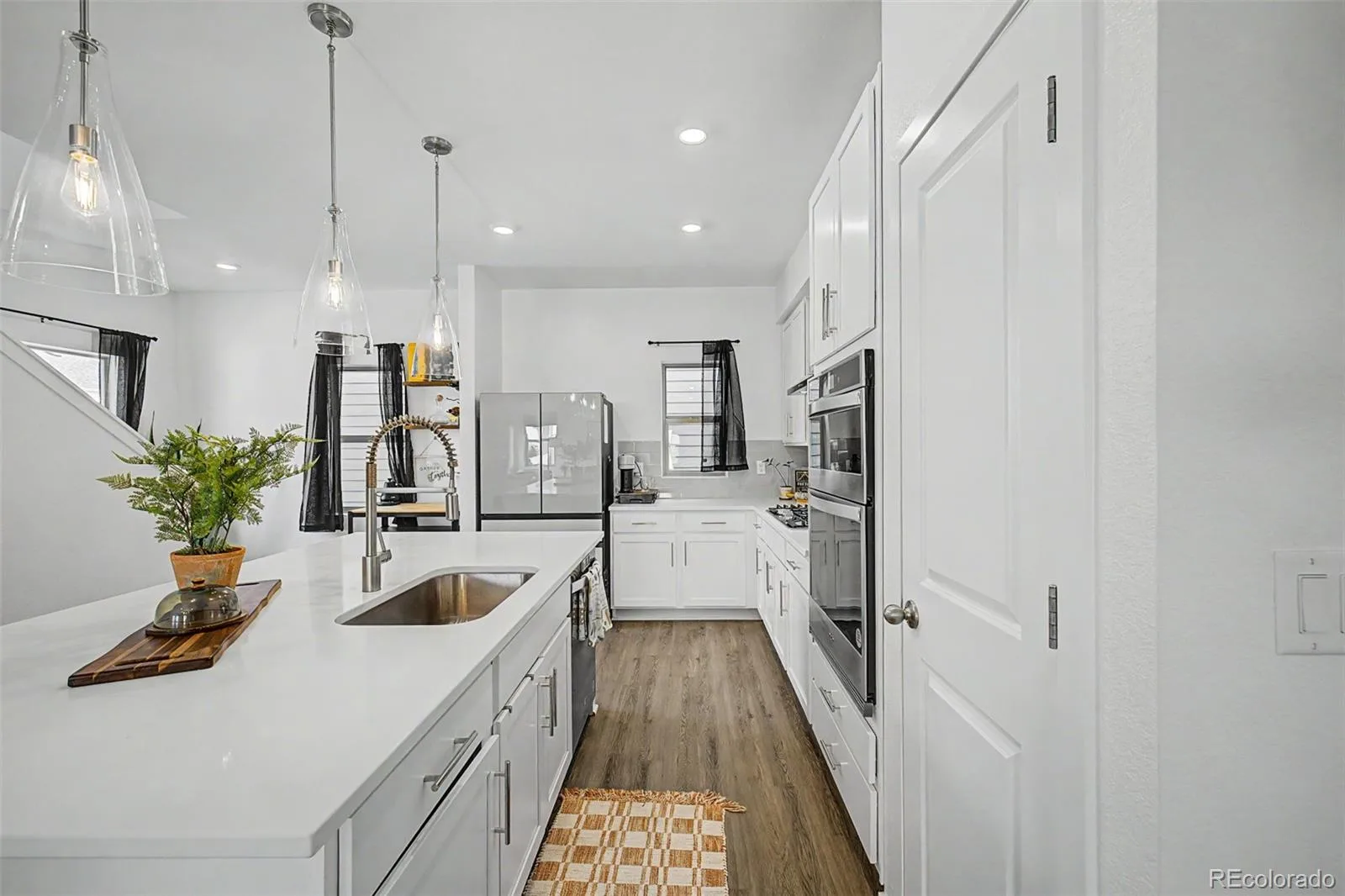 15194 W 69th Avenue Arvada CO 80007 | MLS #REC3402698 08192026001645 1600 19