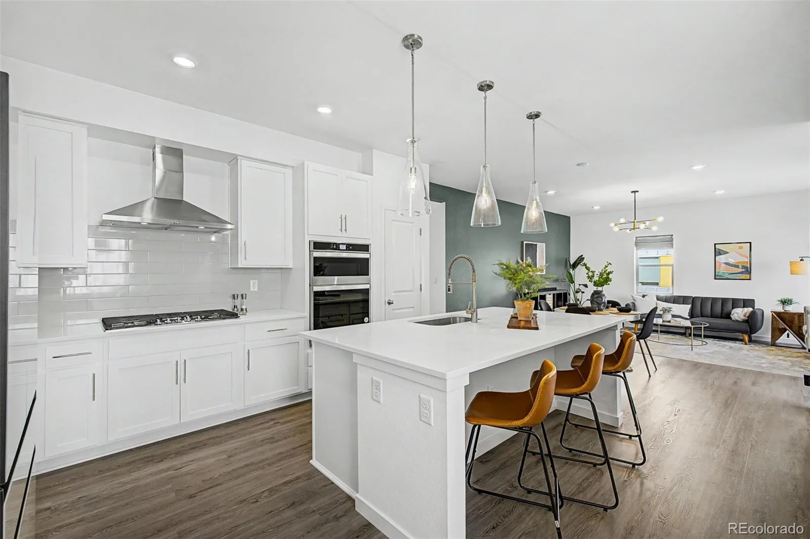 15194 W 69th Avenue Arvada CO 80007 | MLS #REC3402698 08192026001645 1600 21