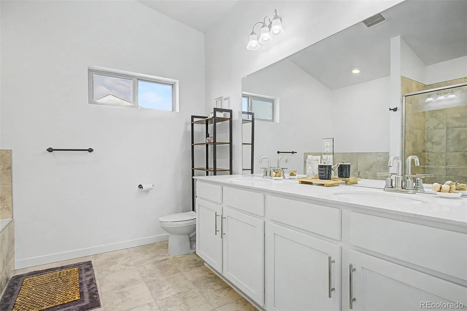 15194 W 69th Avenue Arvada CO 80007 | MLS #REC3402698 08192026001645 1600 27