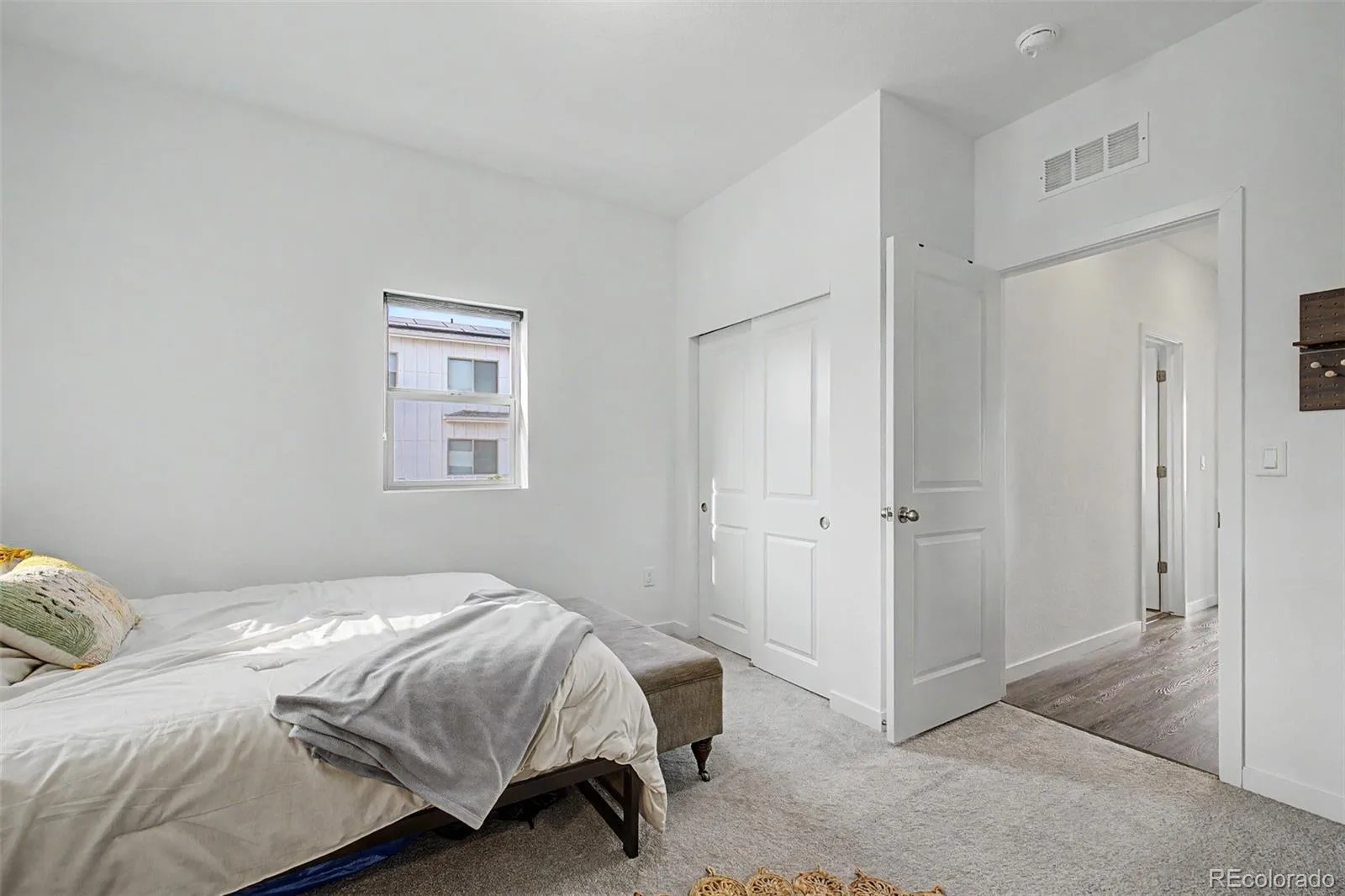 15194 W 69th Avenue Arvada CO 80007 | MLS #REC3402698 08192026001645 1600 36