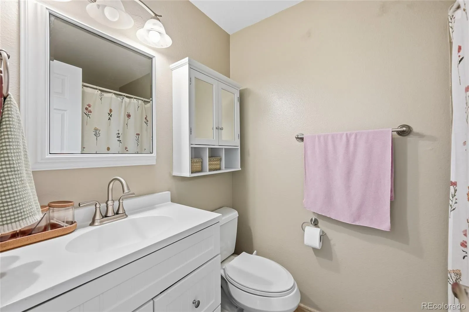 9631 W Chatfield Avenue #B Littleton CO 80128 MLS #REC3403856 05022026055847 1600 19