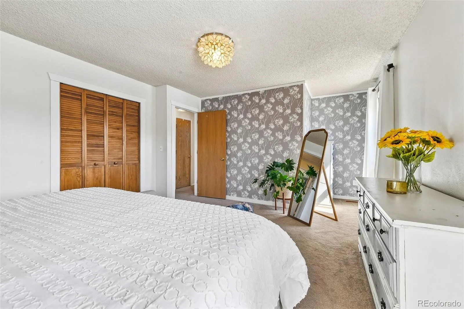15979 E 18th Place Aurora CO 80011 MLS #REC3404490 04242026152451 1600 17
