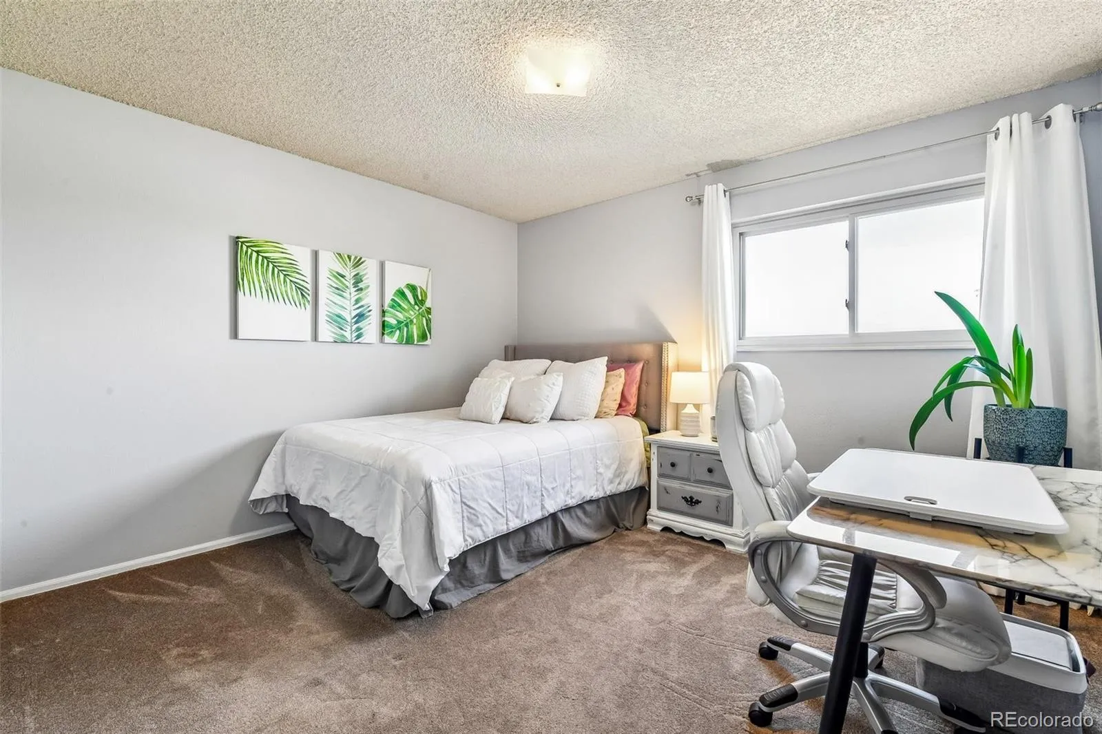 15979 E 18th Place Aurora CO 80011 MLS #REC3404490 04242026152451 1600 21