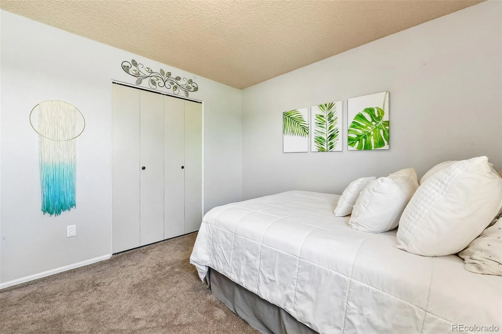 15979 E 18th Place Aurora CO 80011 MLS #REC3404490 04242026152451 1600 23