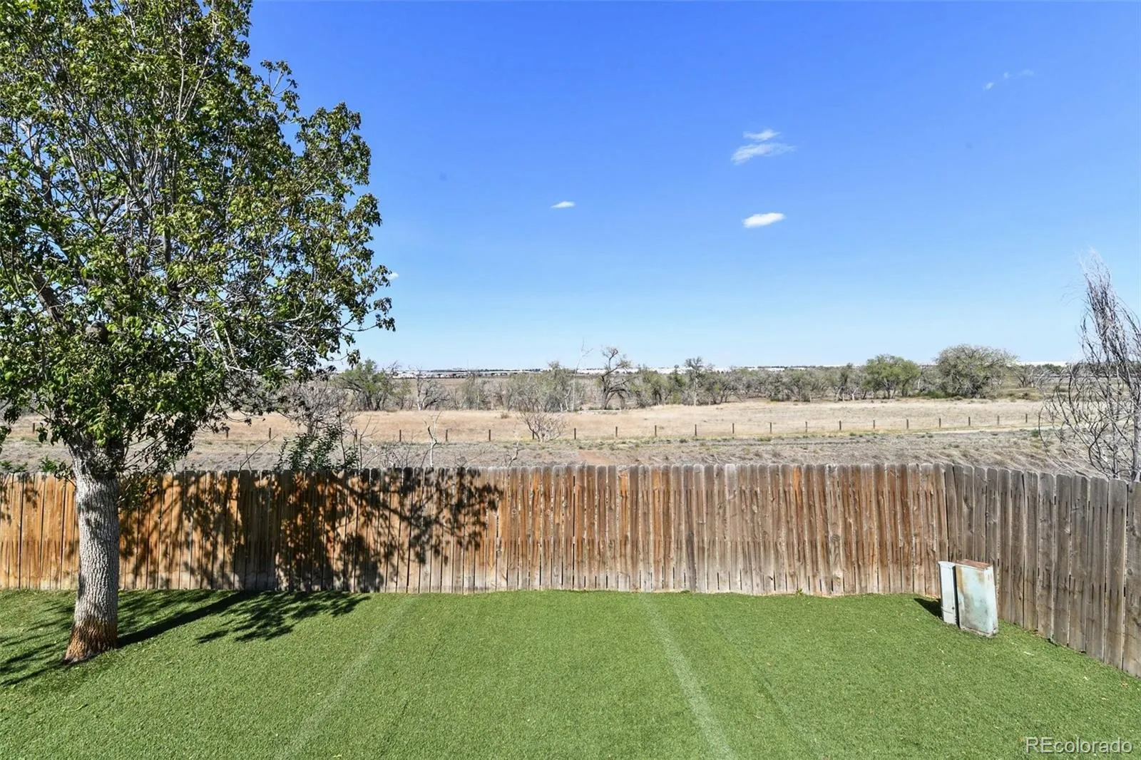 15979 E 18th Place Aurora CO 80011 MLS #REC3404490 04242026152451 1600 33